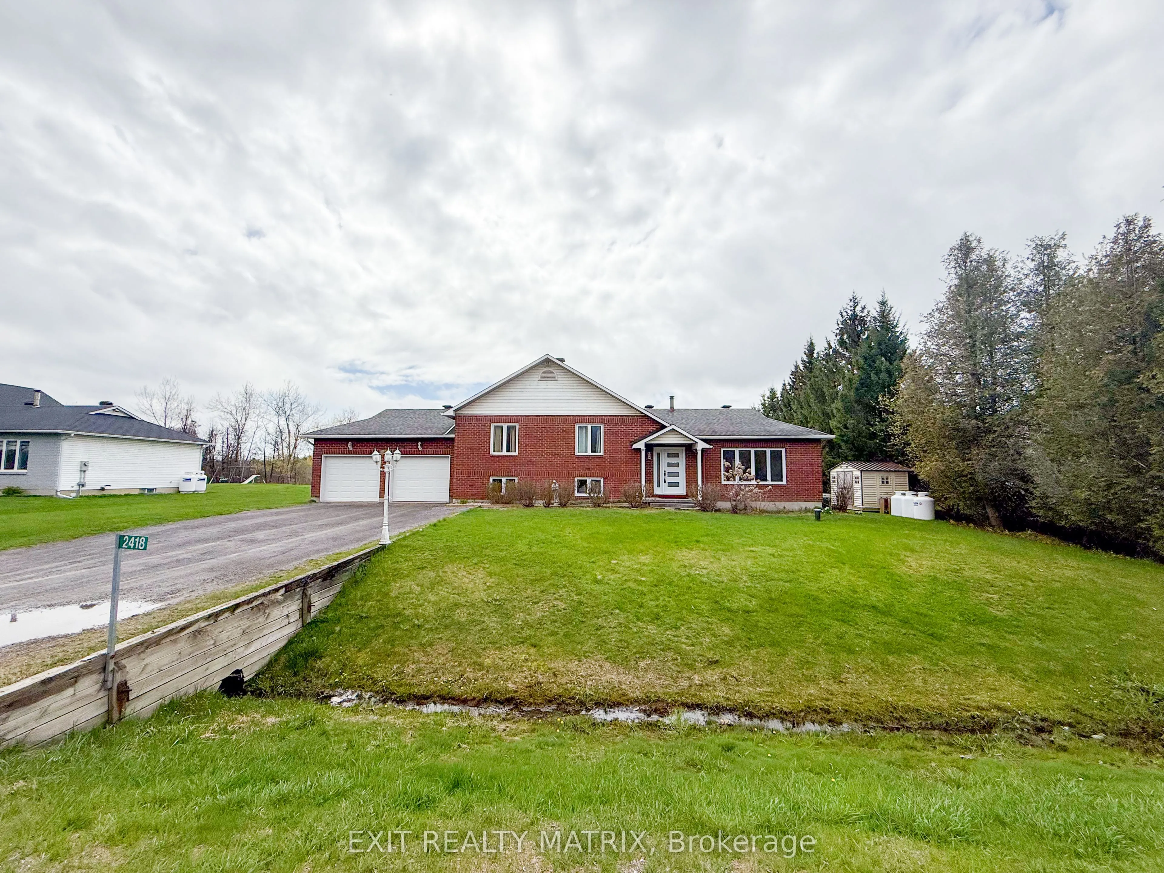 2418 Rideau Road