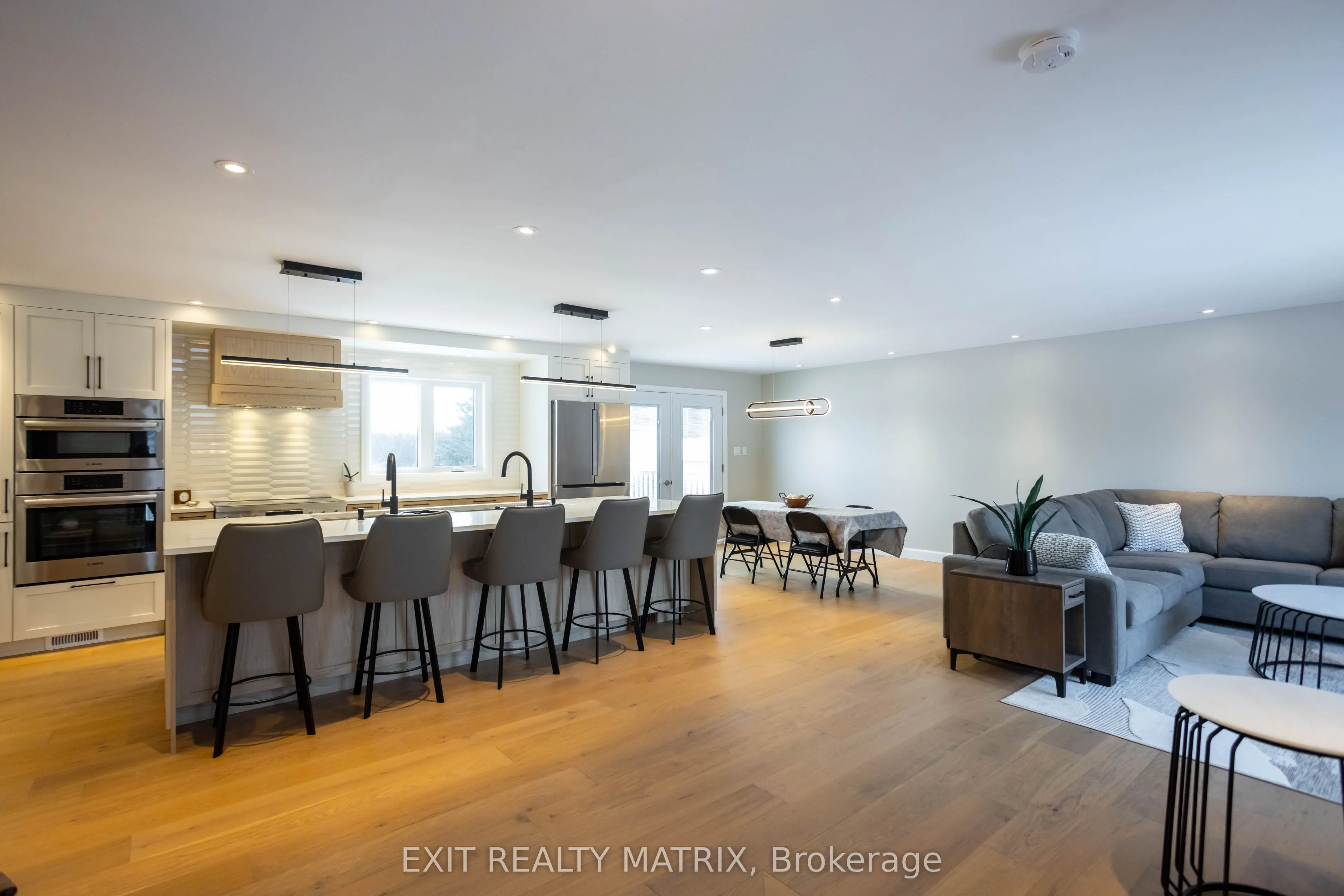 2418 Rideau Road
