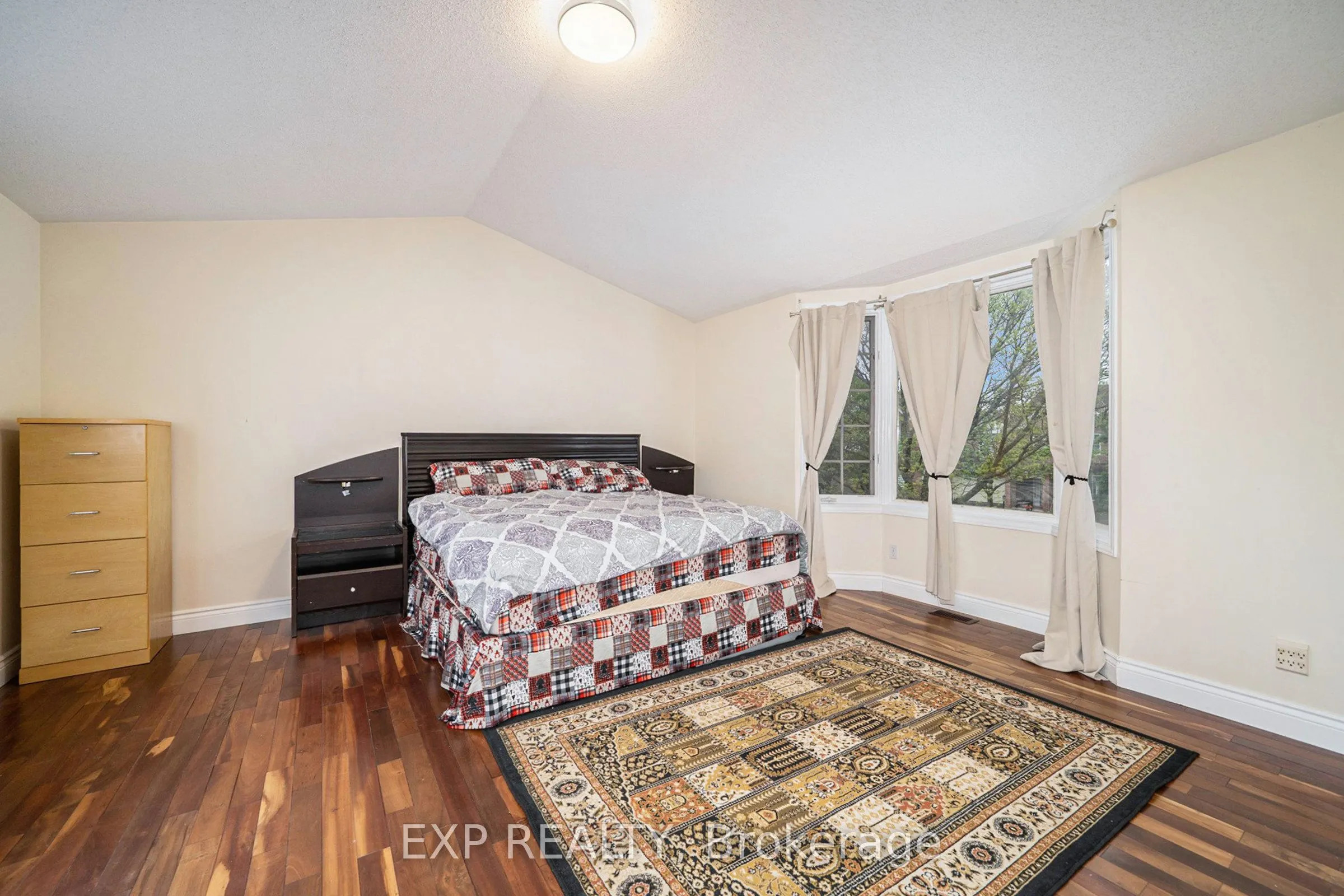 340 Stoneway Drive