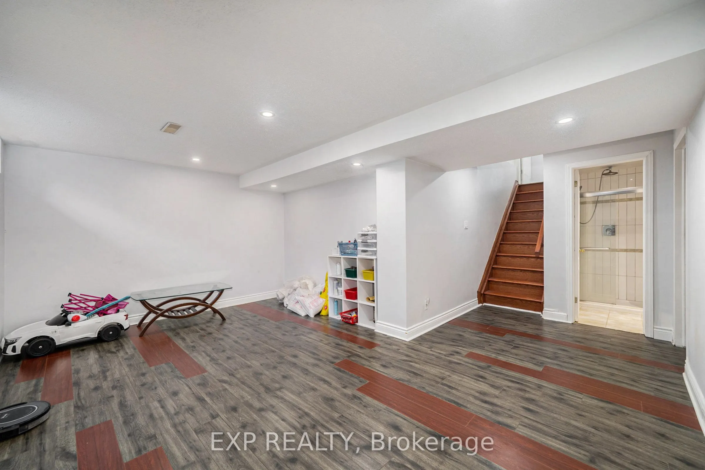 340 Stoneway Drive