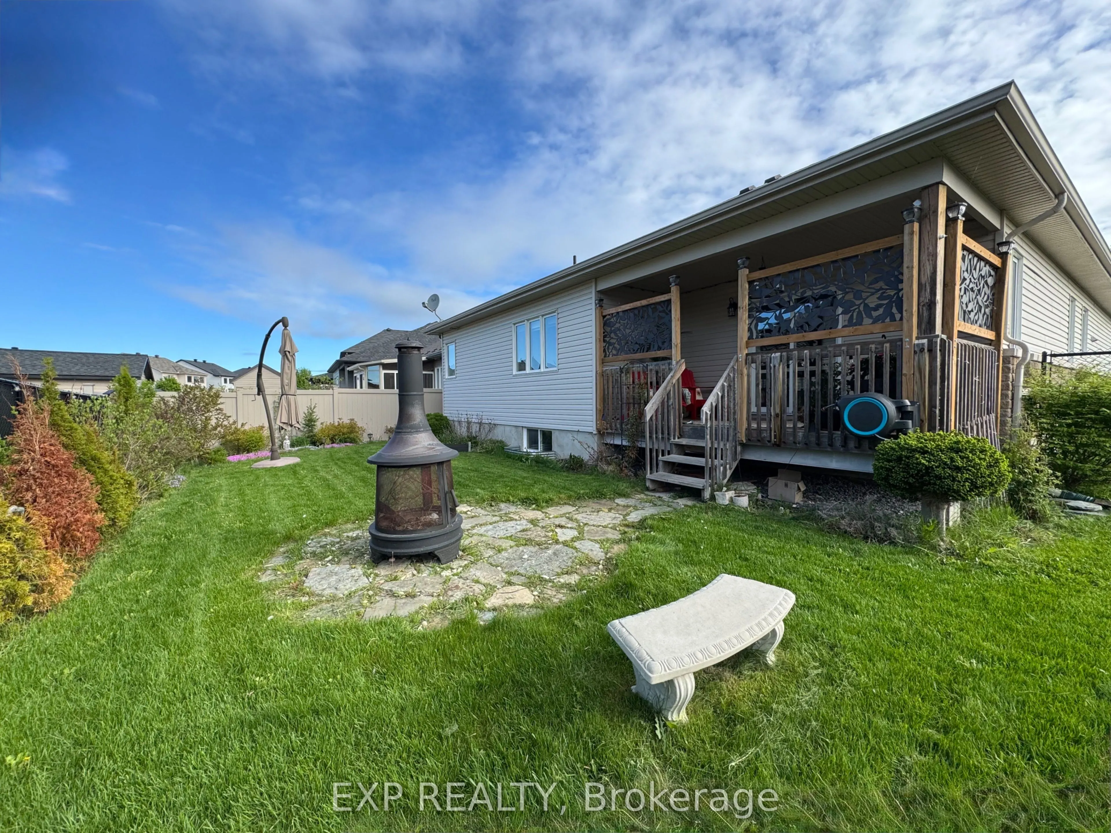 369 Zircon Street