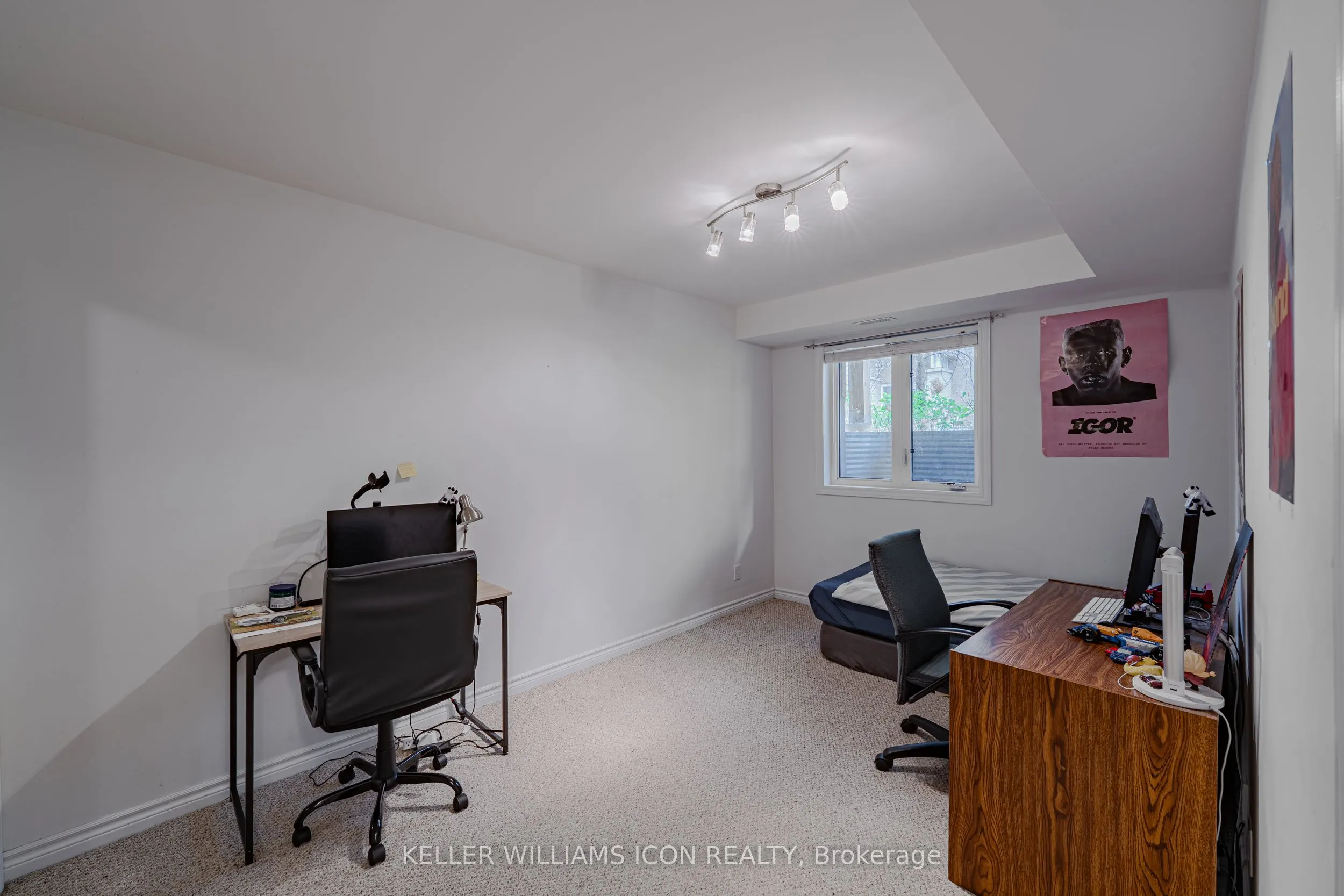 306 Everest Private, #D