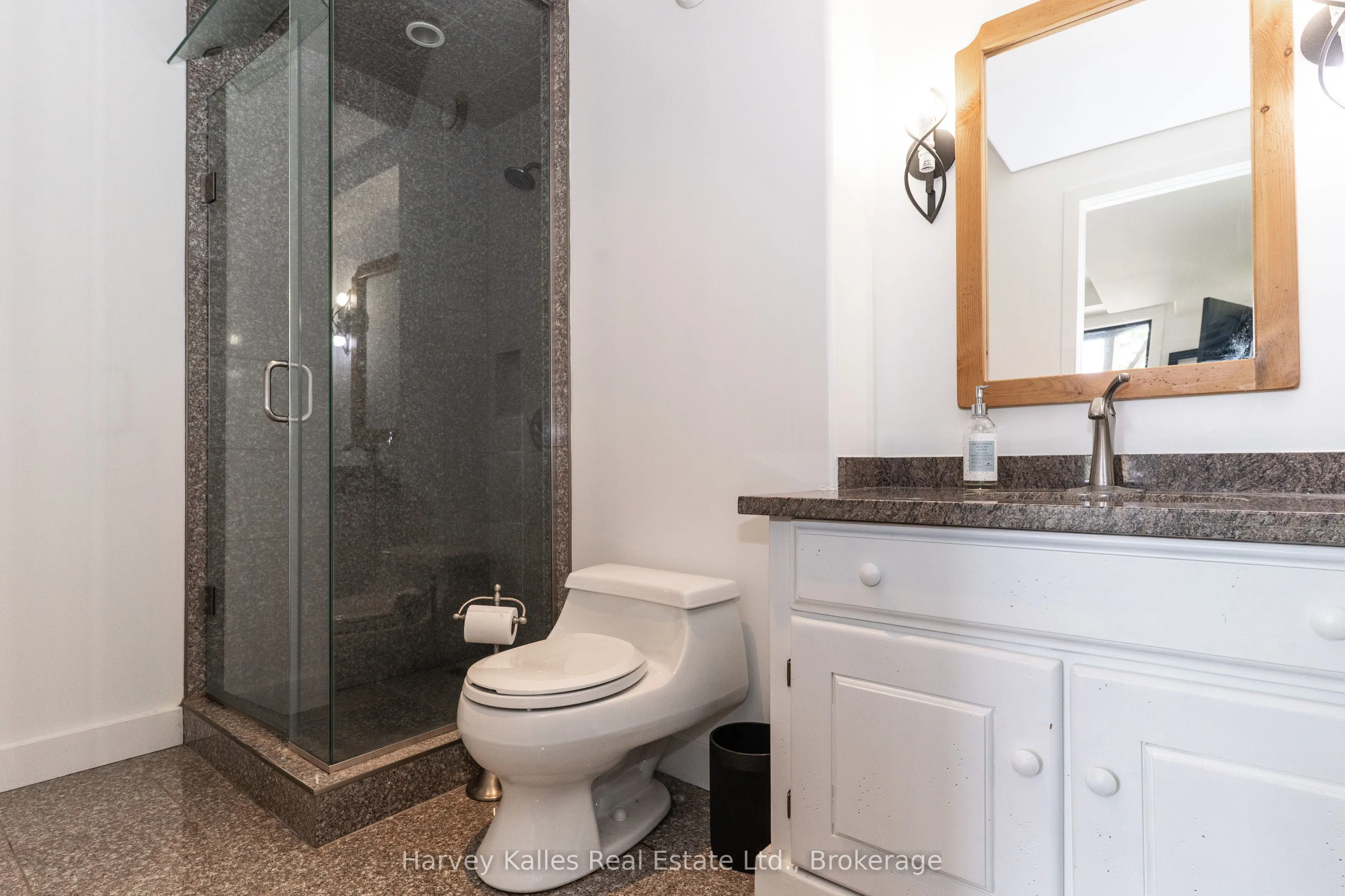 1118 North Drive, #4
