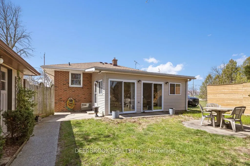 2990 Pillette Road