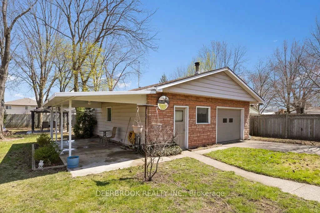 2990 Pillette Road