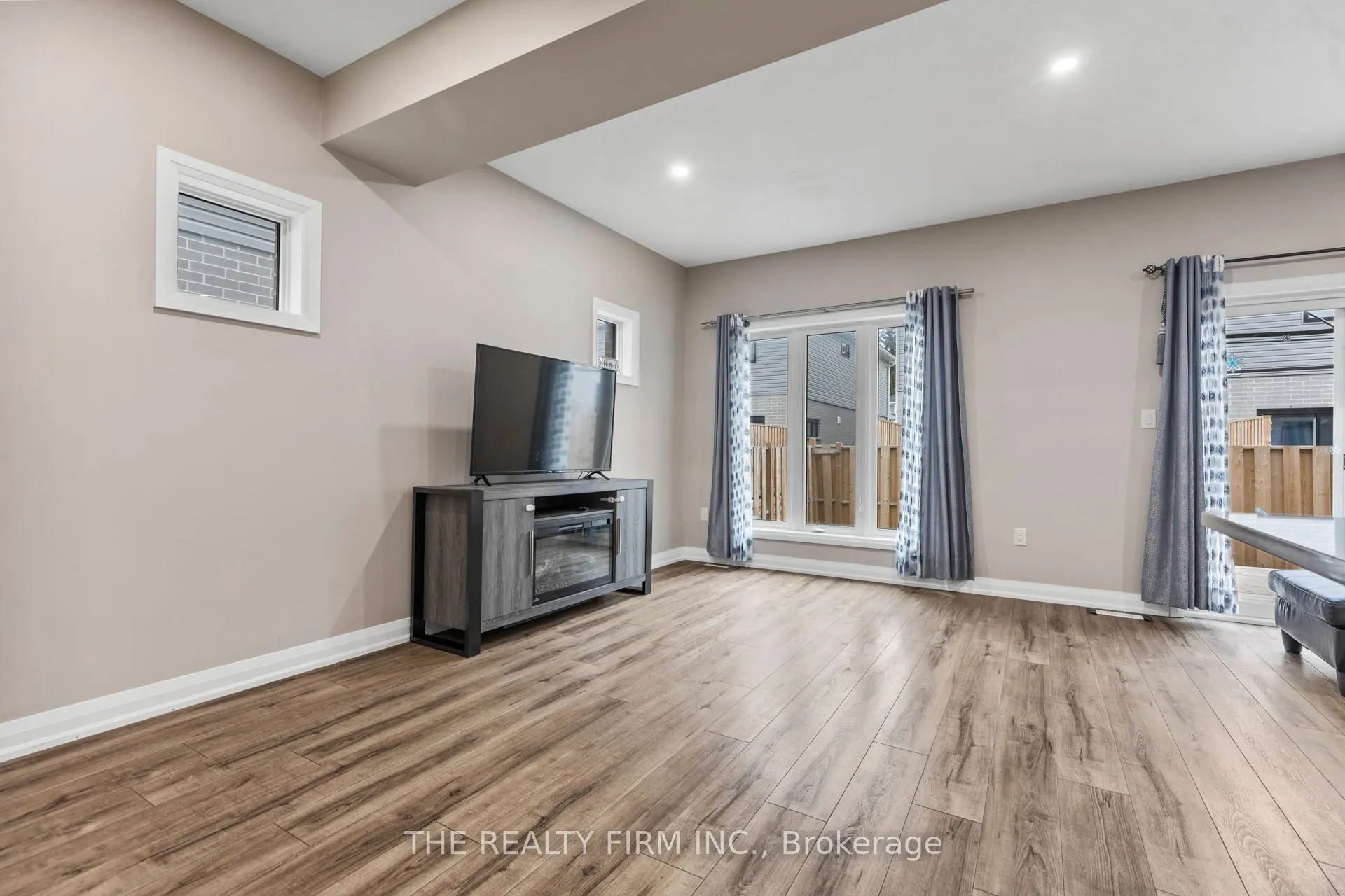 1 MILLER Drive, #22