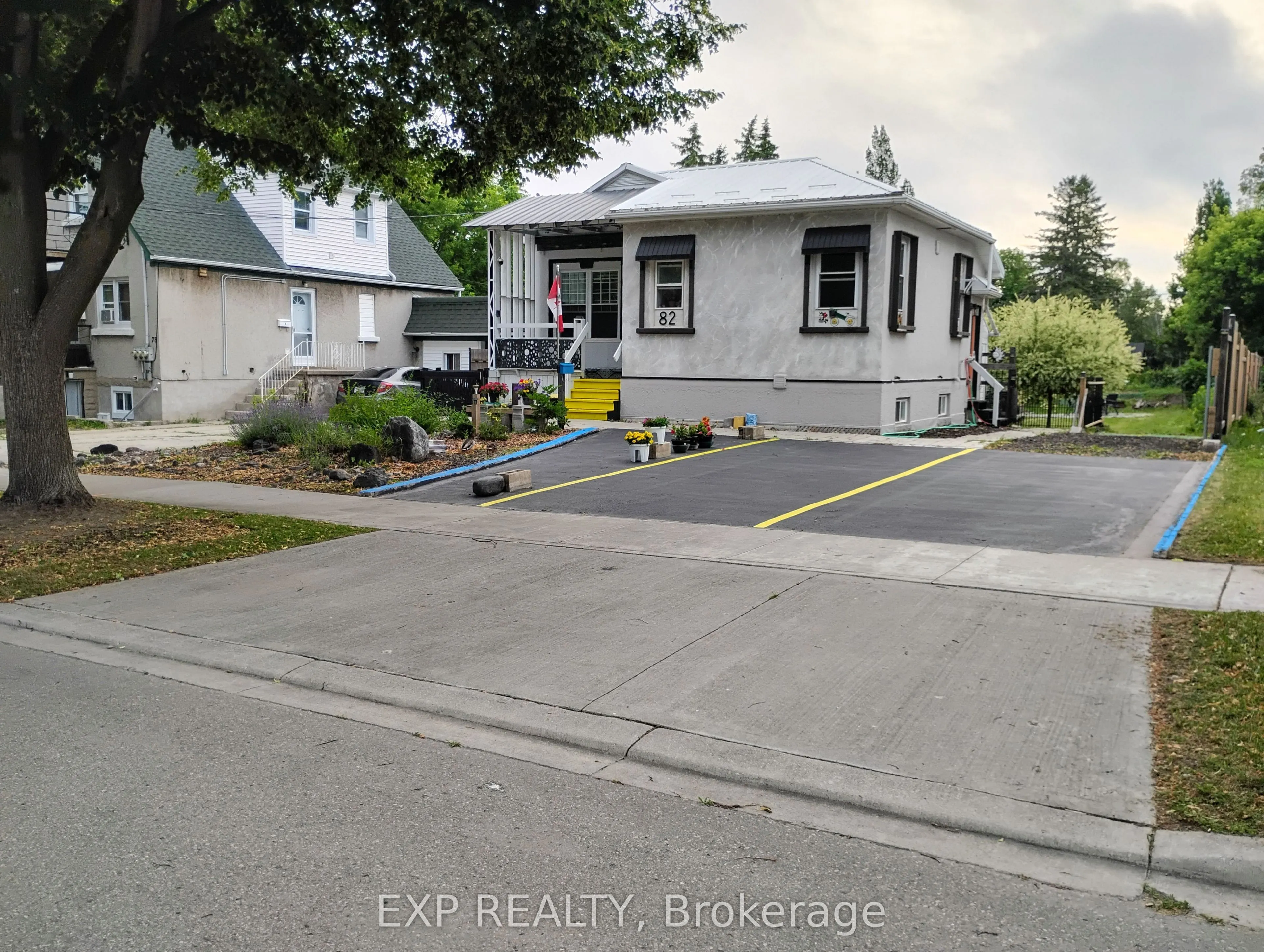 82 Kehl Street