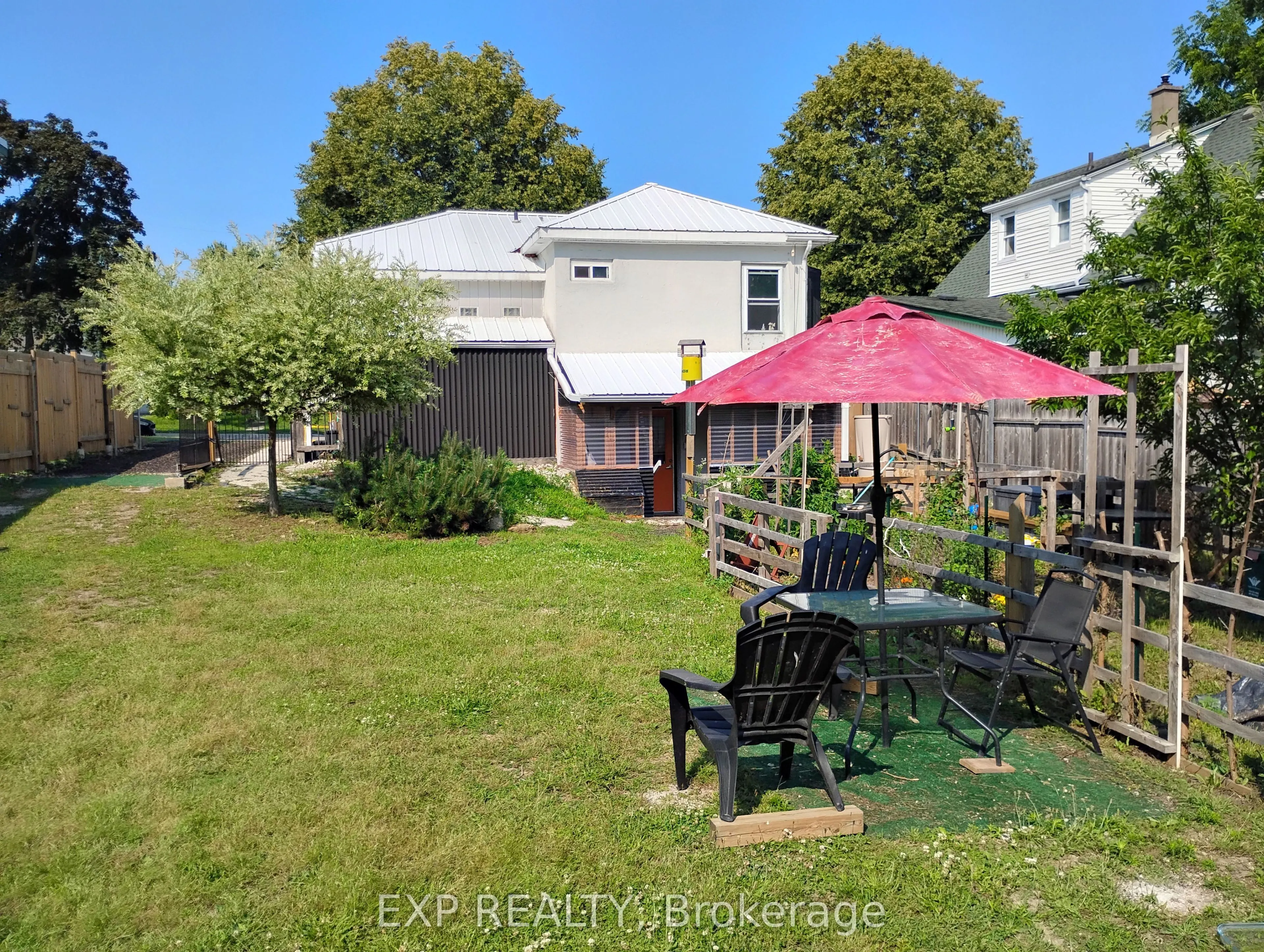 82 Kehl Street