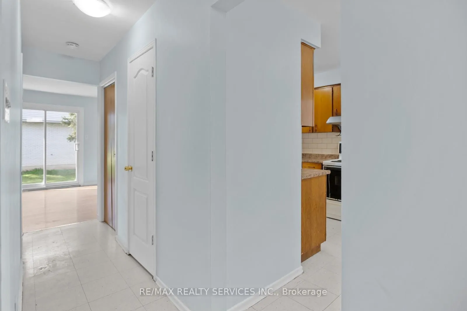205 Boullee Street, #26