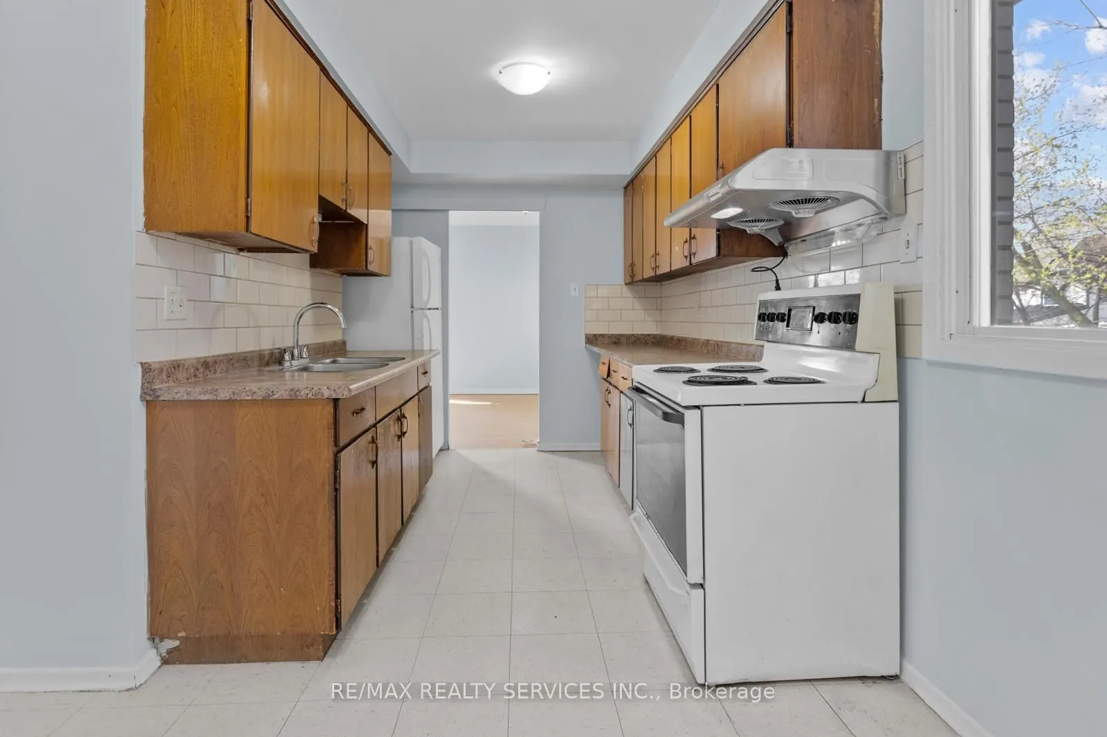 205 Boullee Street, #26