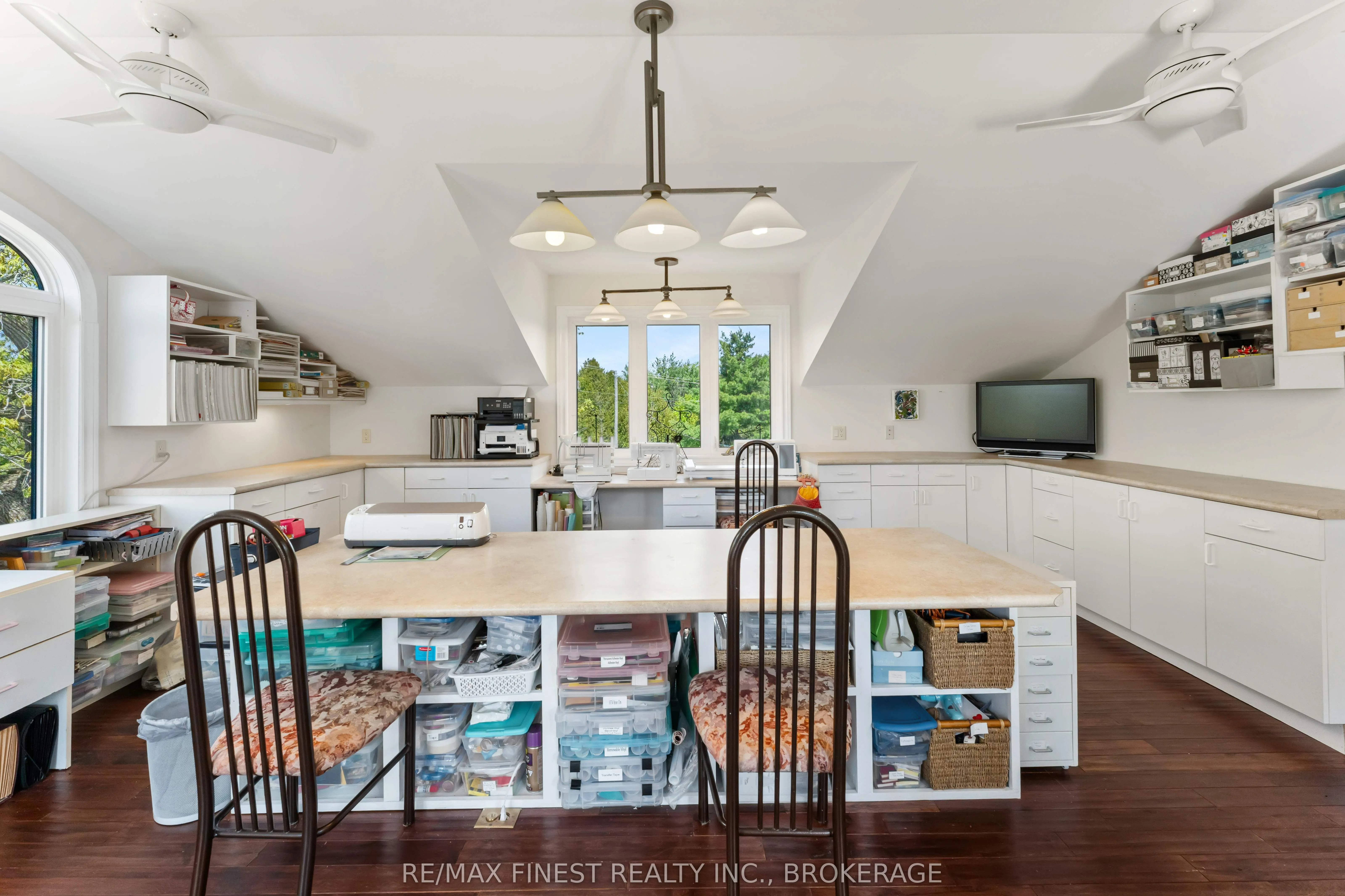 466 Colebrook Road