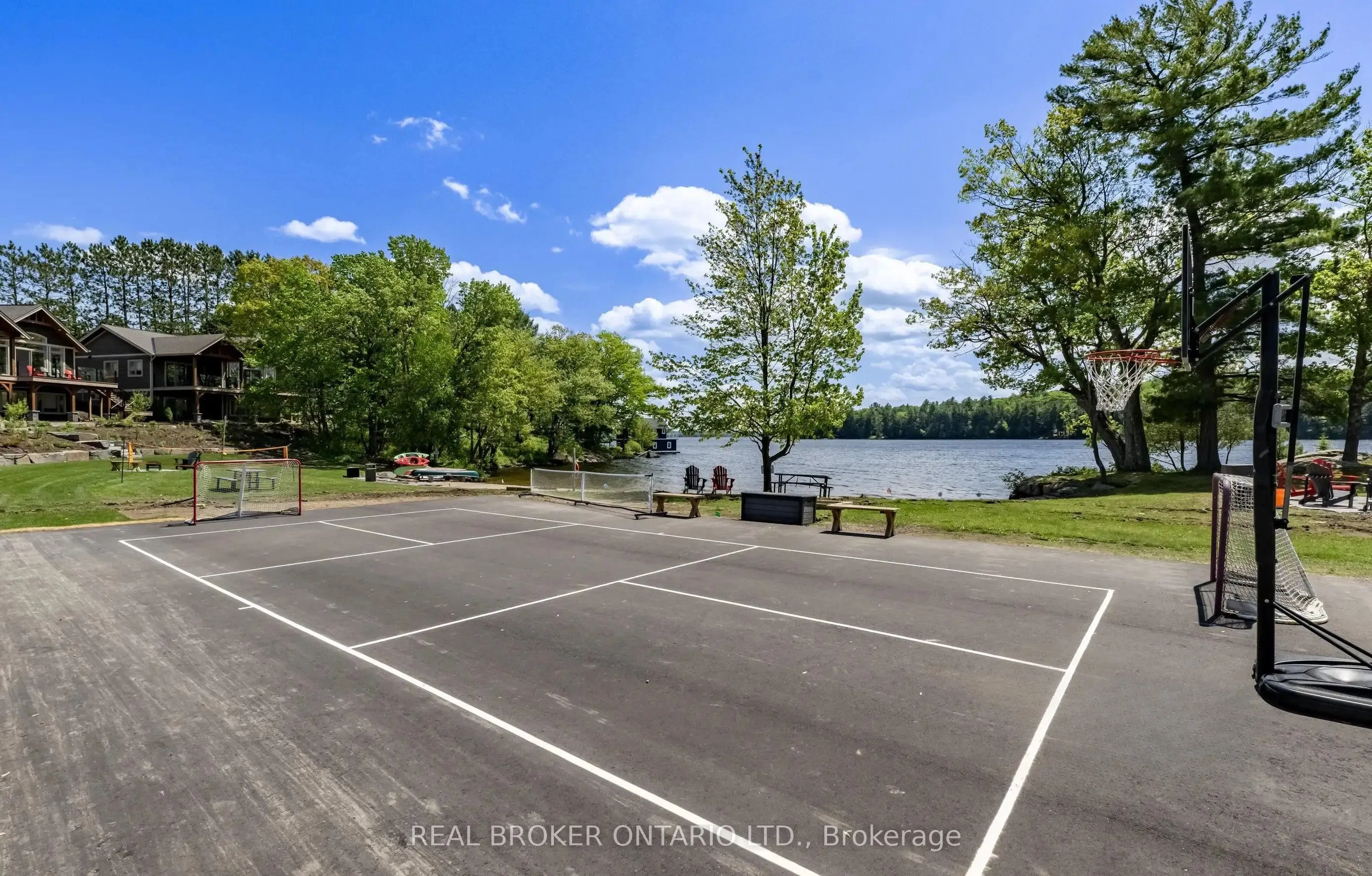 1841 Muskoka Road 118 W, #1B