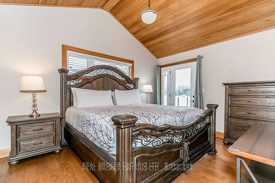 1841 Muskoka Road 118 W, #1B