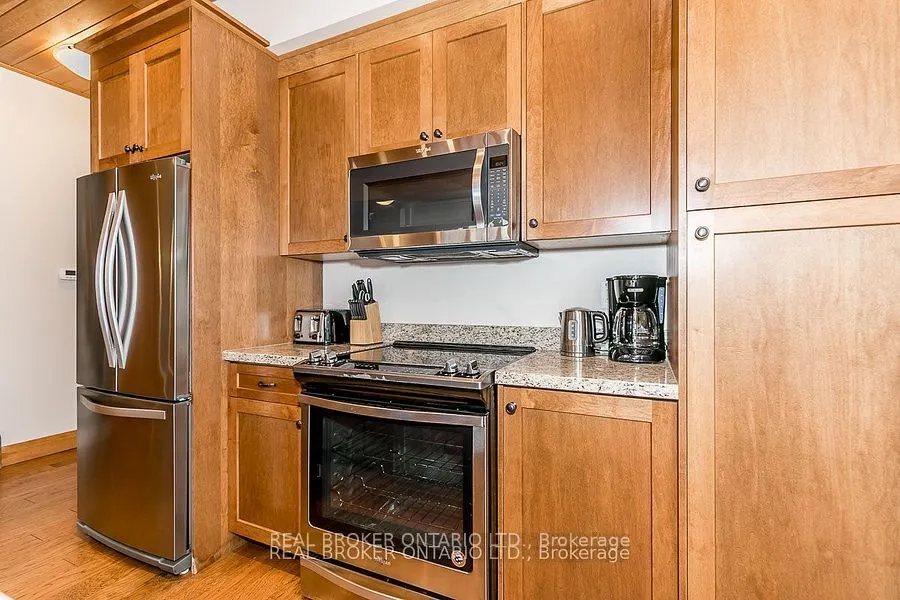 1841 Muskoka Road 118 W, #1B