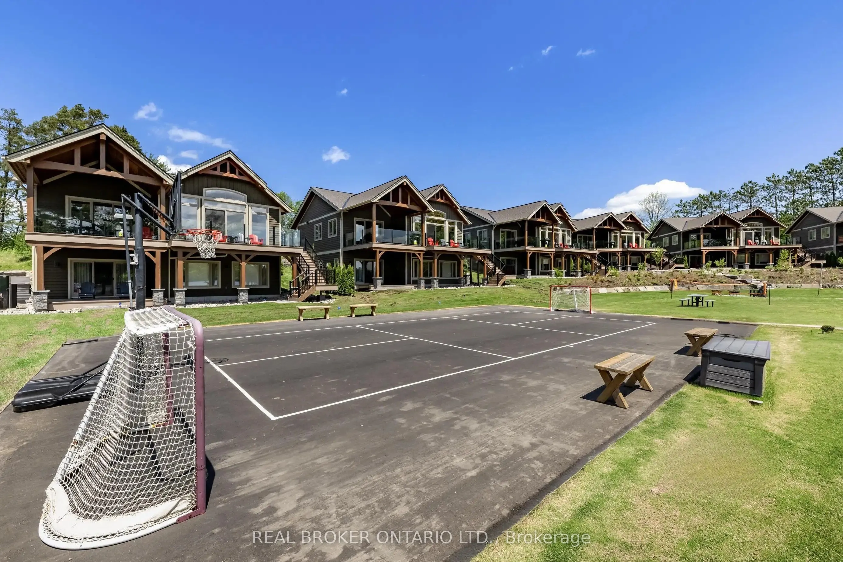 1841 Muskoka Road 118 W, #1B