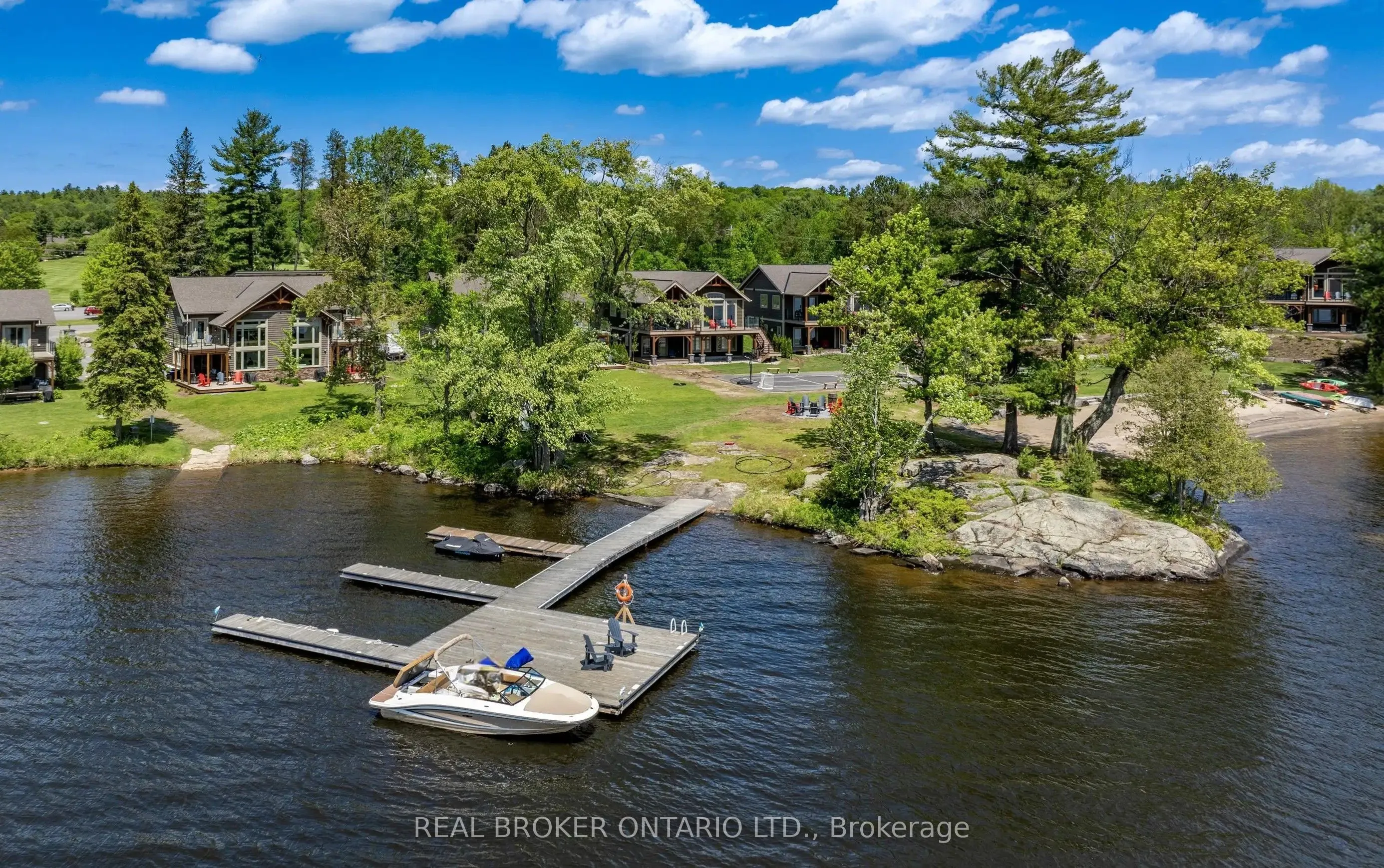 1841 Muskoka Road 118 W, #1B