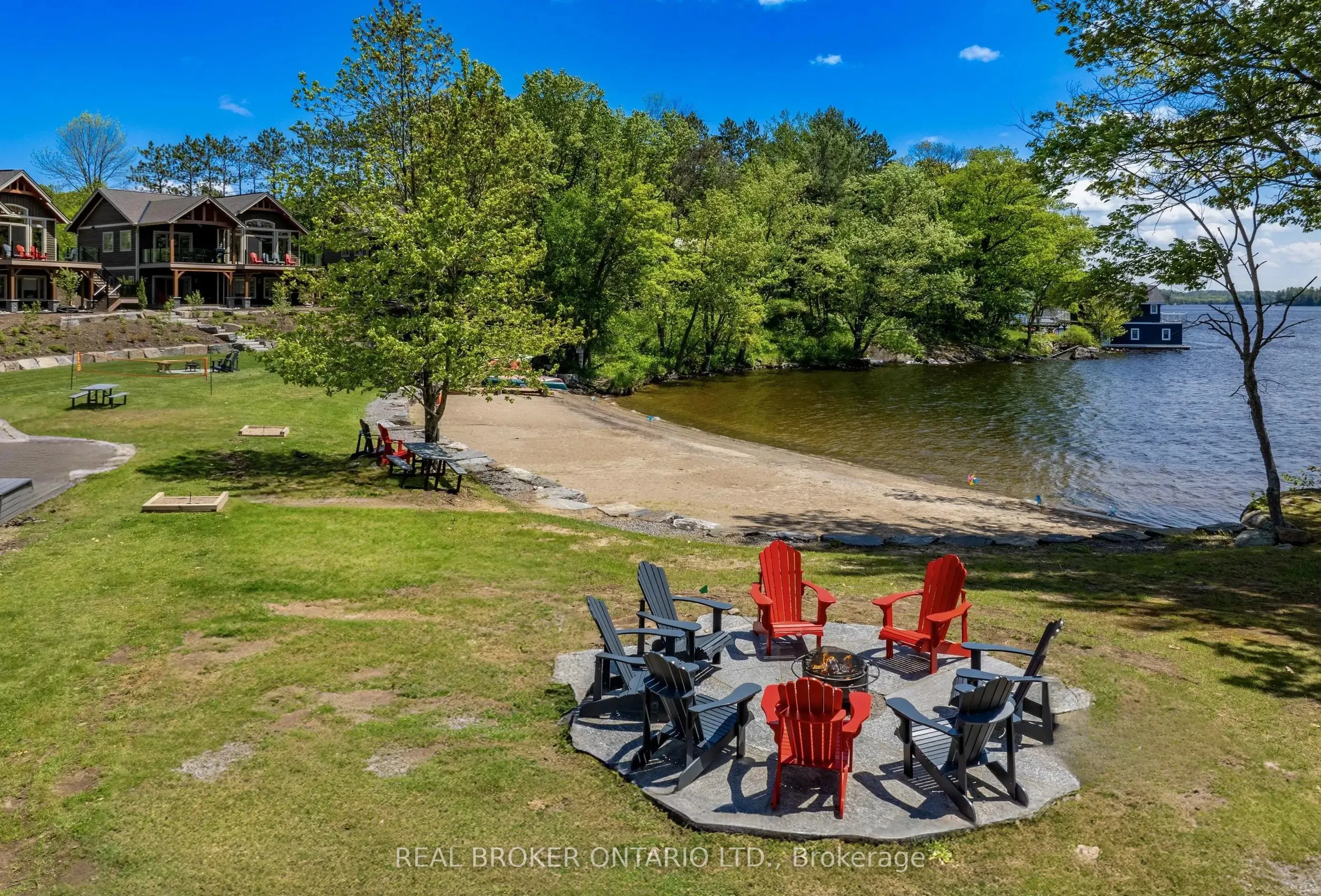 1841 Muskoka Road 118 W, #1B