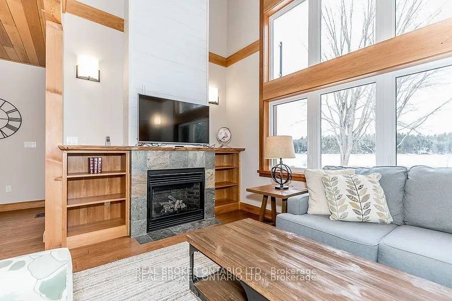 1841 Muskoka Road 118 W, #1B