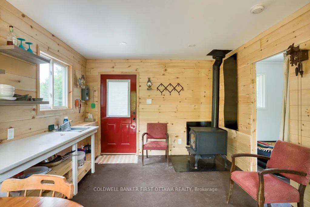 2062 CROSS Road