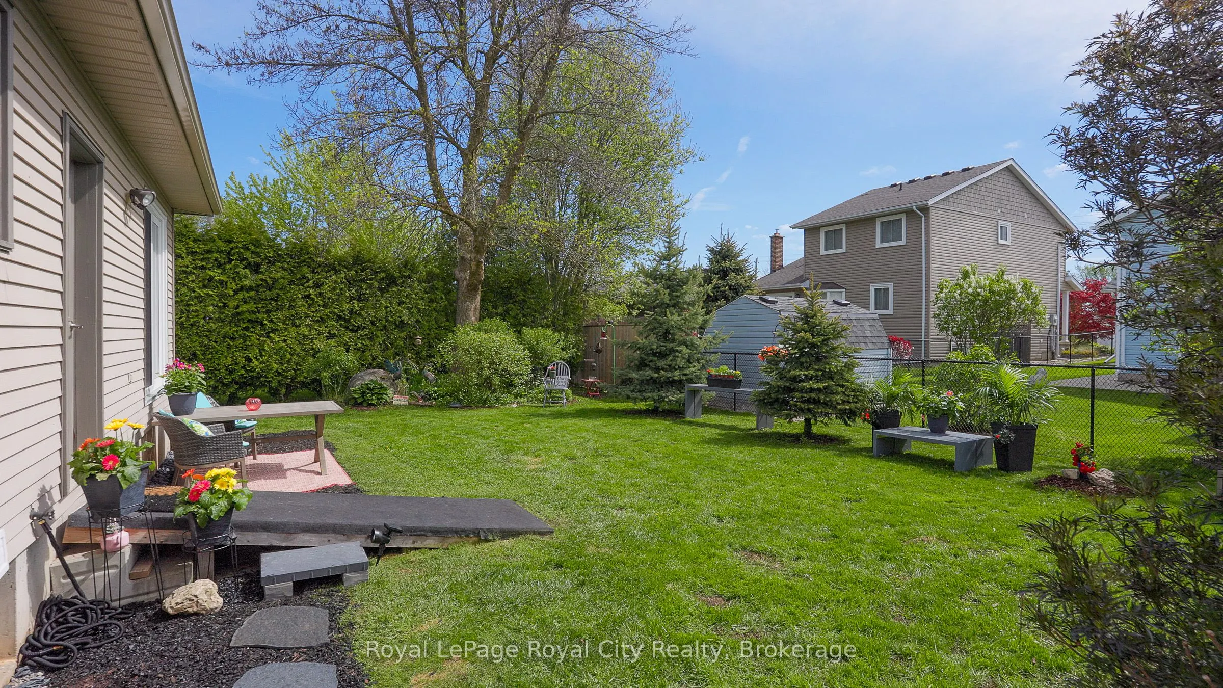 2661 8th Avenue A E
