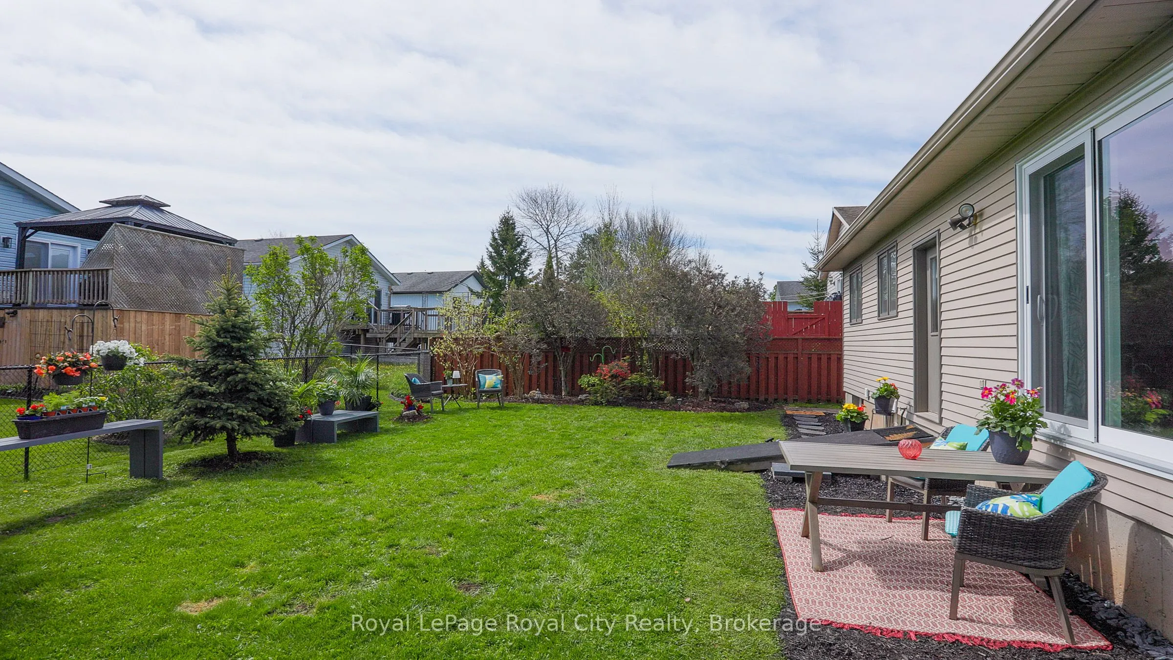 2661 8th Avenue A E