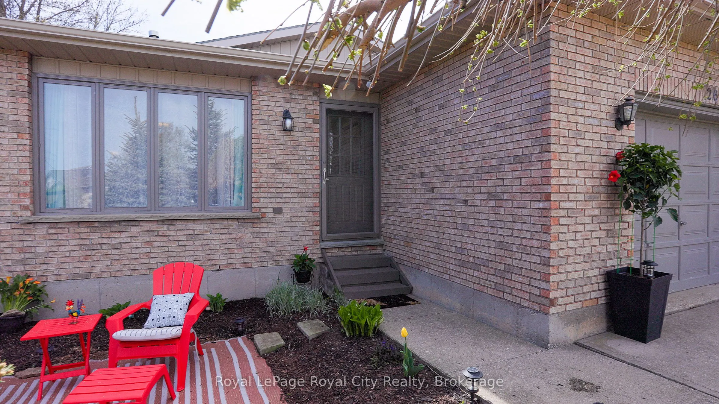 2661 8th Avenue A E