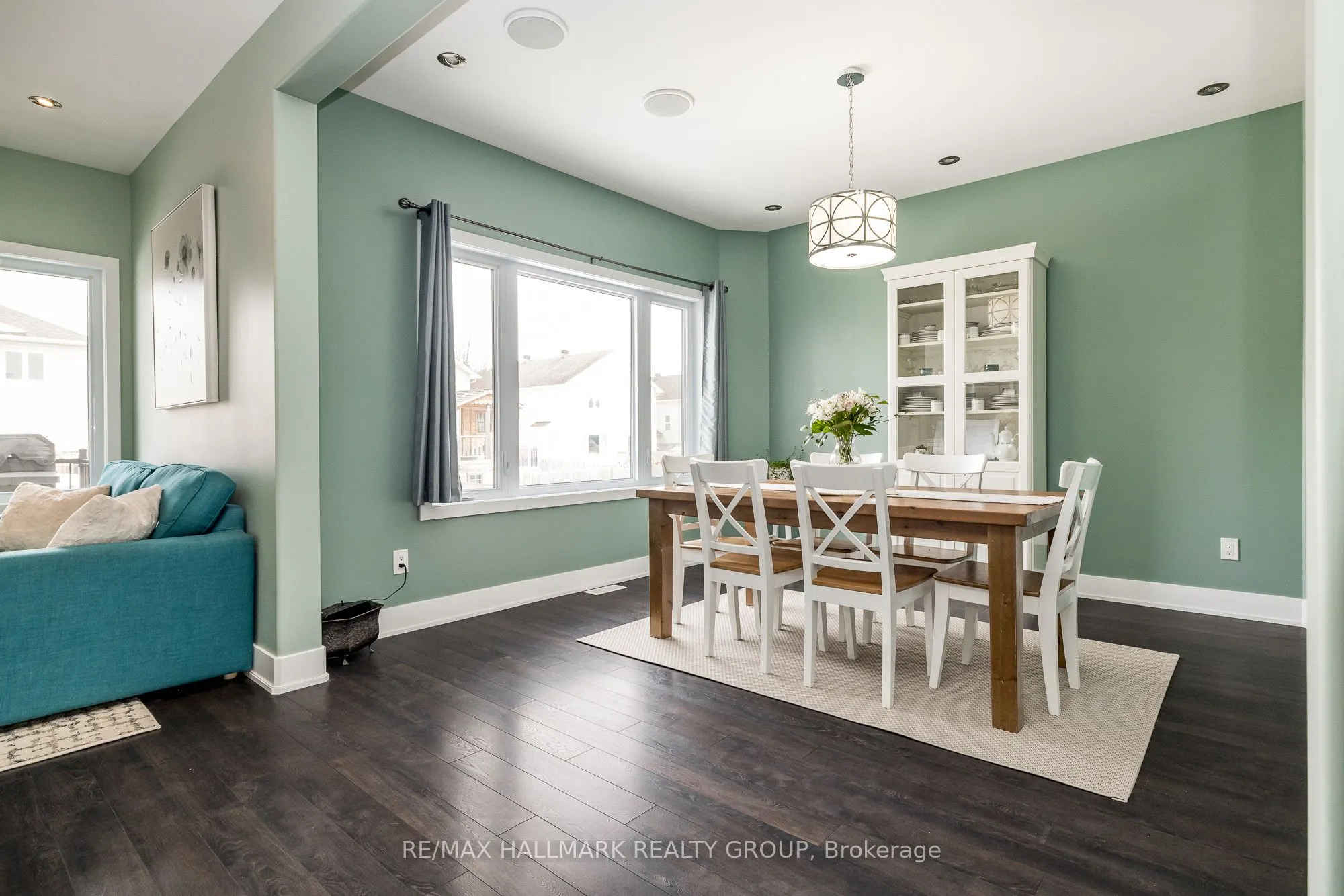 87 Cobblestone Drive