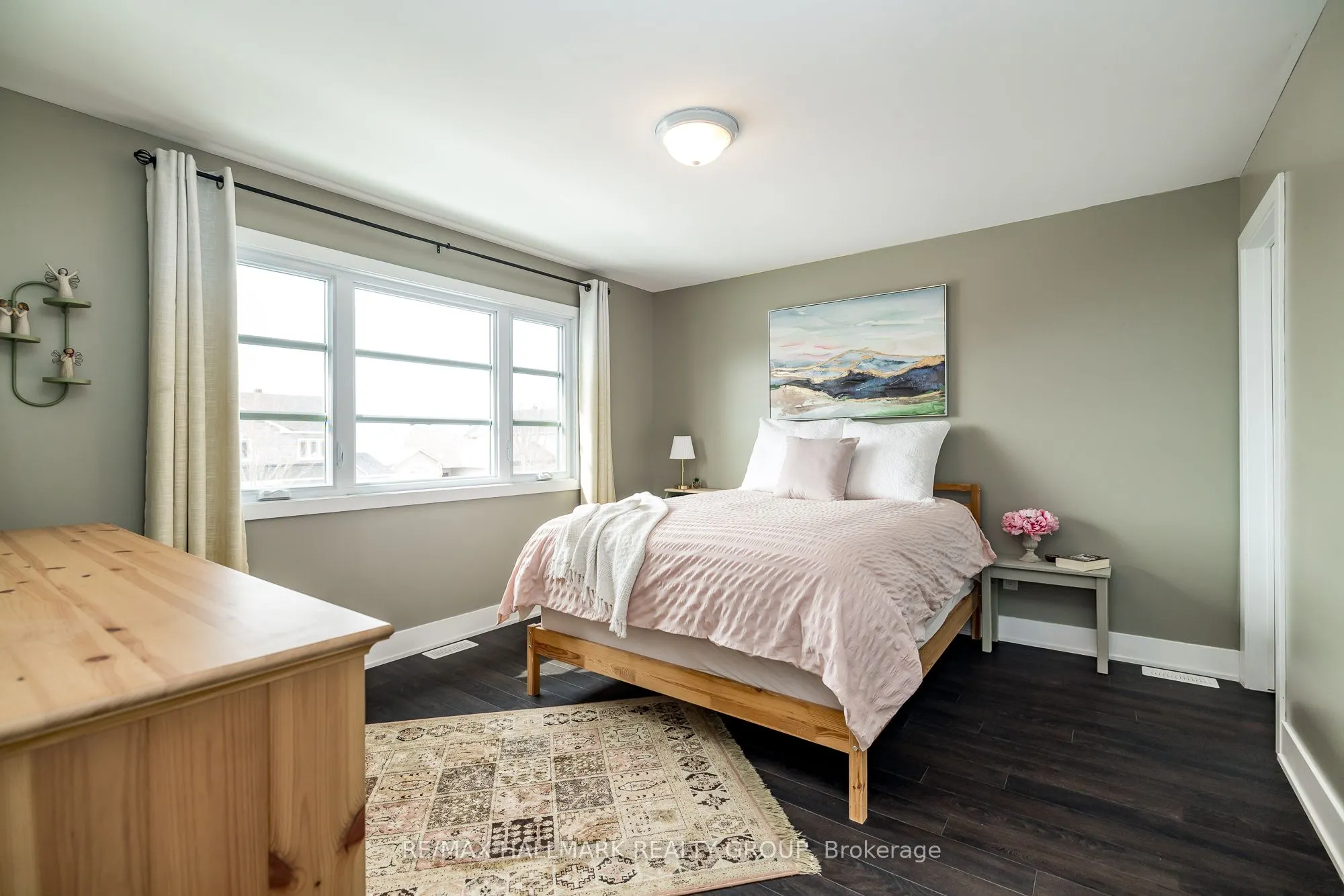 87 Cobblestone Drive