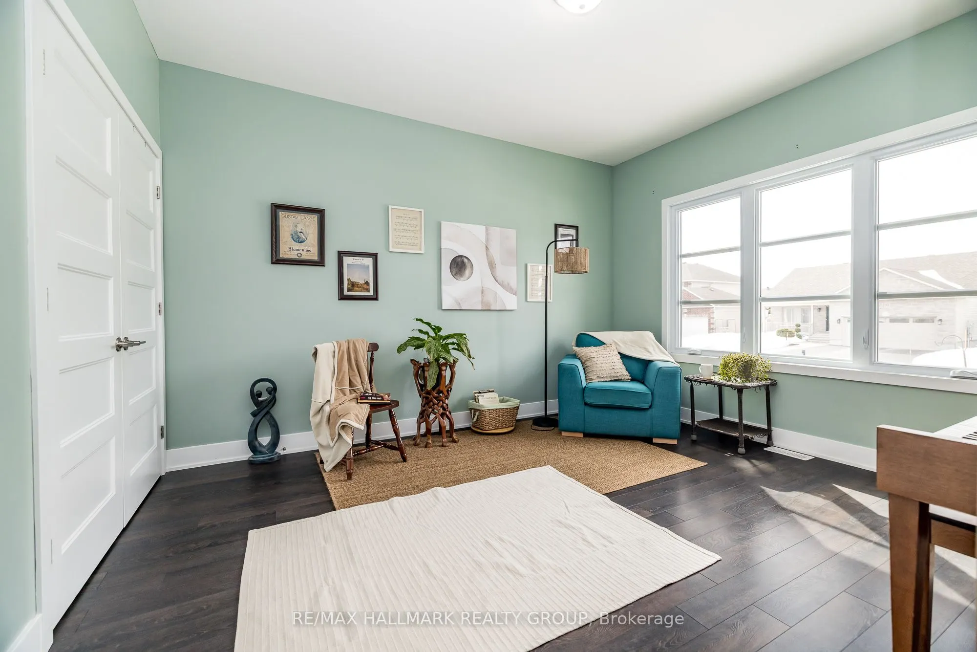 87 Cobblestone Drive