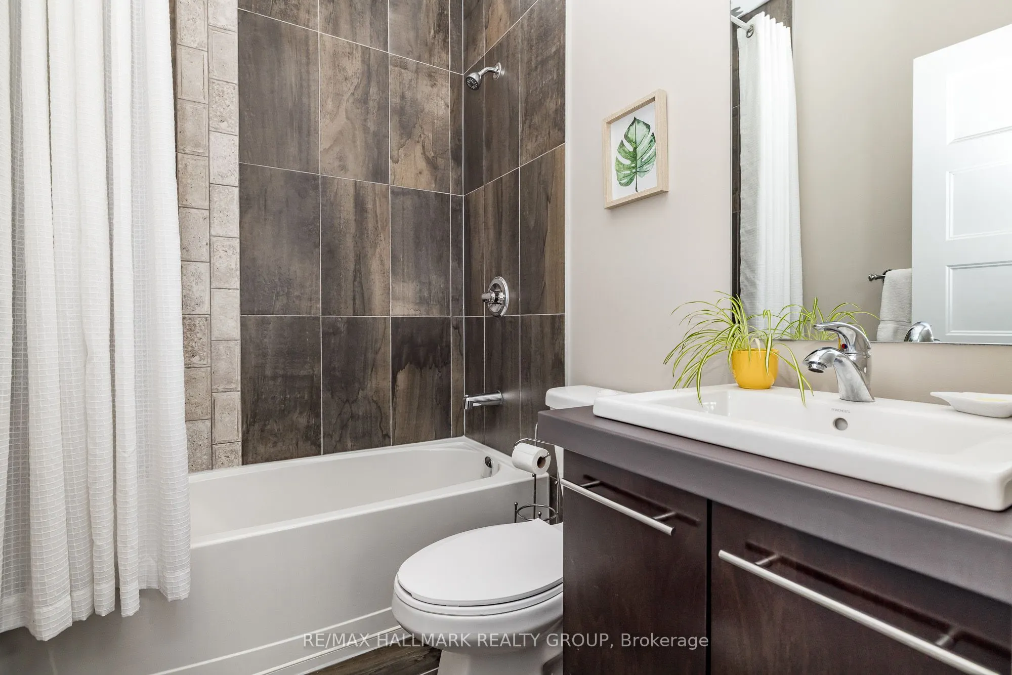 87 Cobblestone Drive