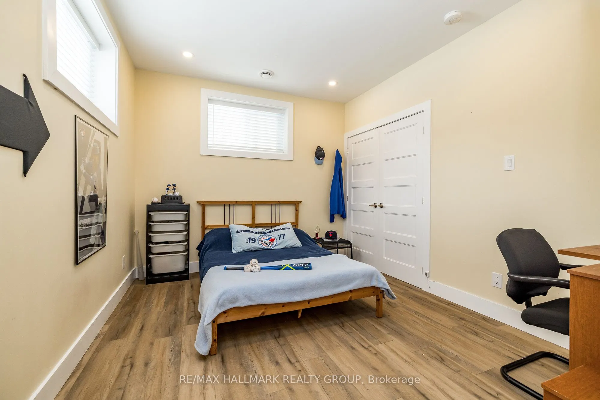 87 Cobblestone Drive