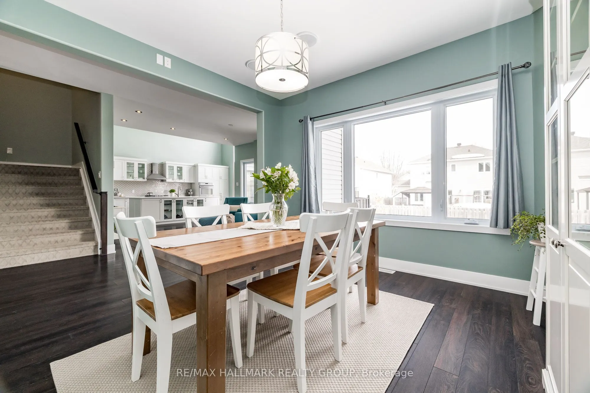 87 Cobblestone Drive