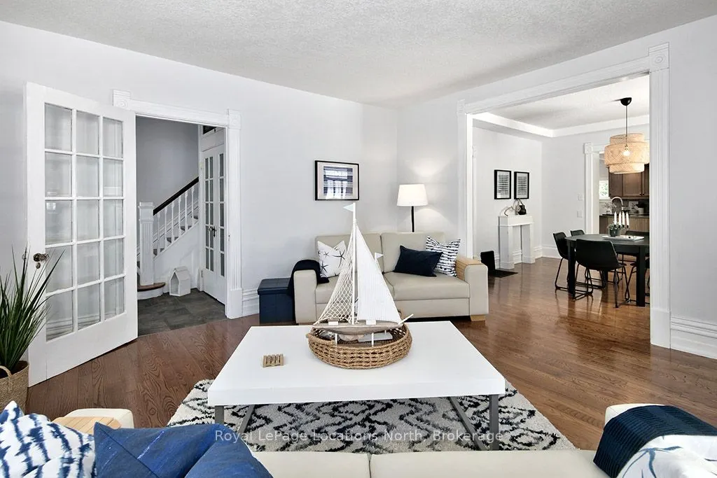 67 MARSHALL Street W
