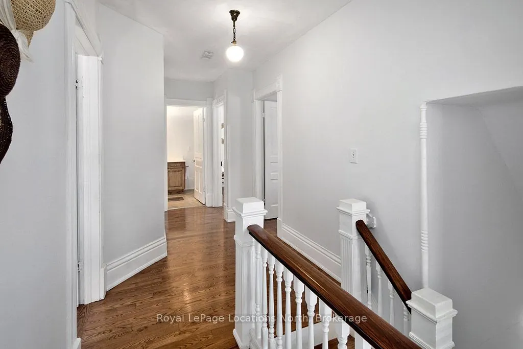 67 MARSHALL Street W