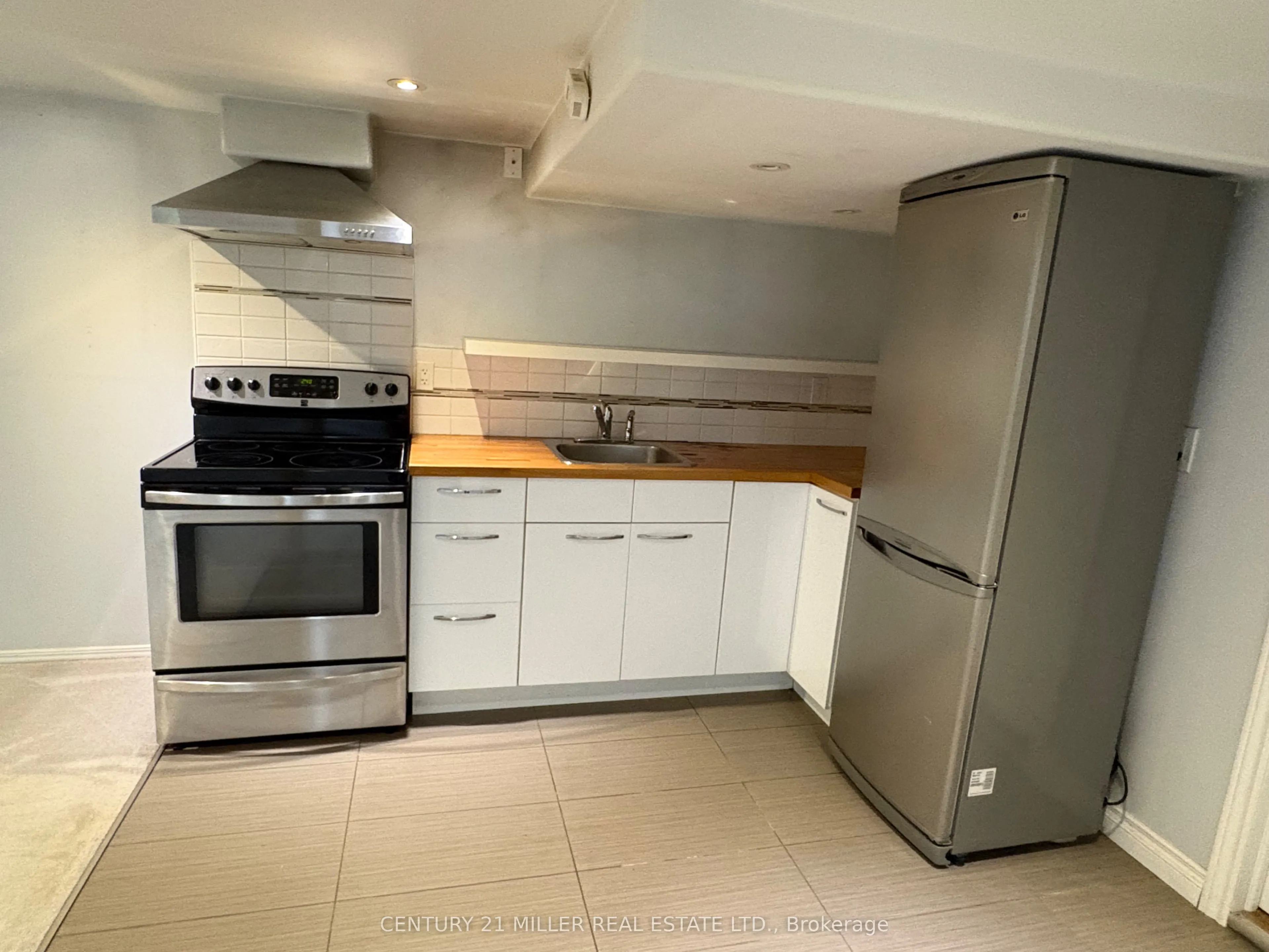 59 Longwood Road N