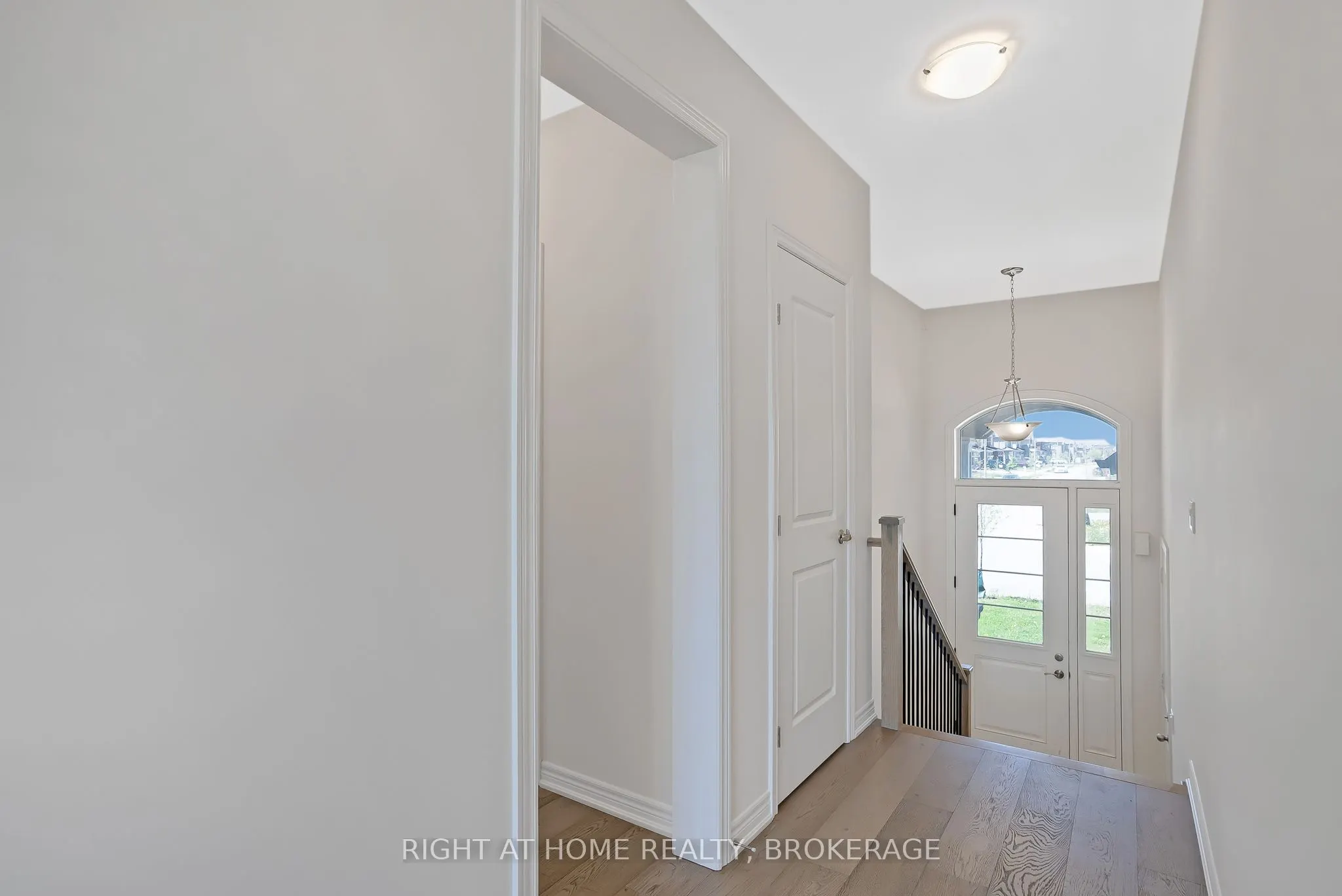 19 Robarts Drive