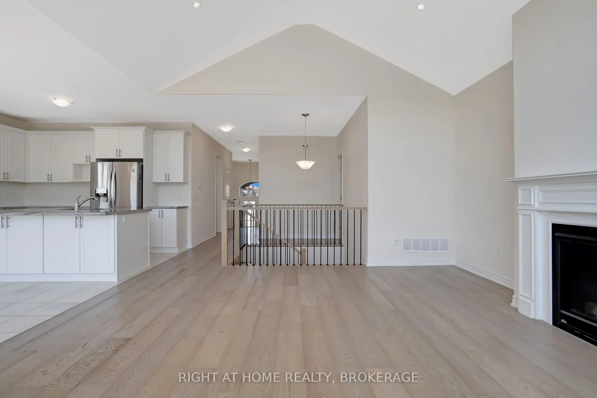 19 Robarts Drive