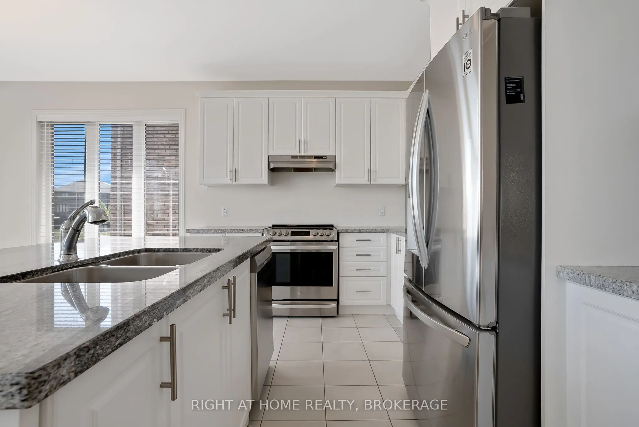 19 Robarts Drive