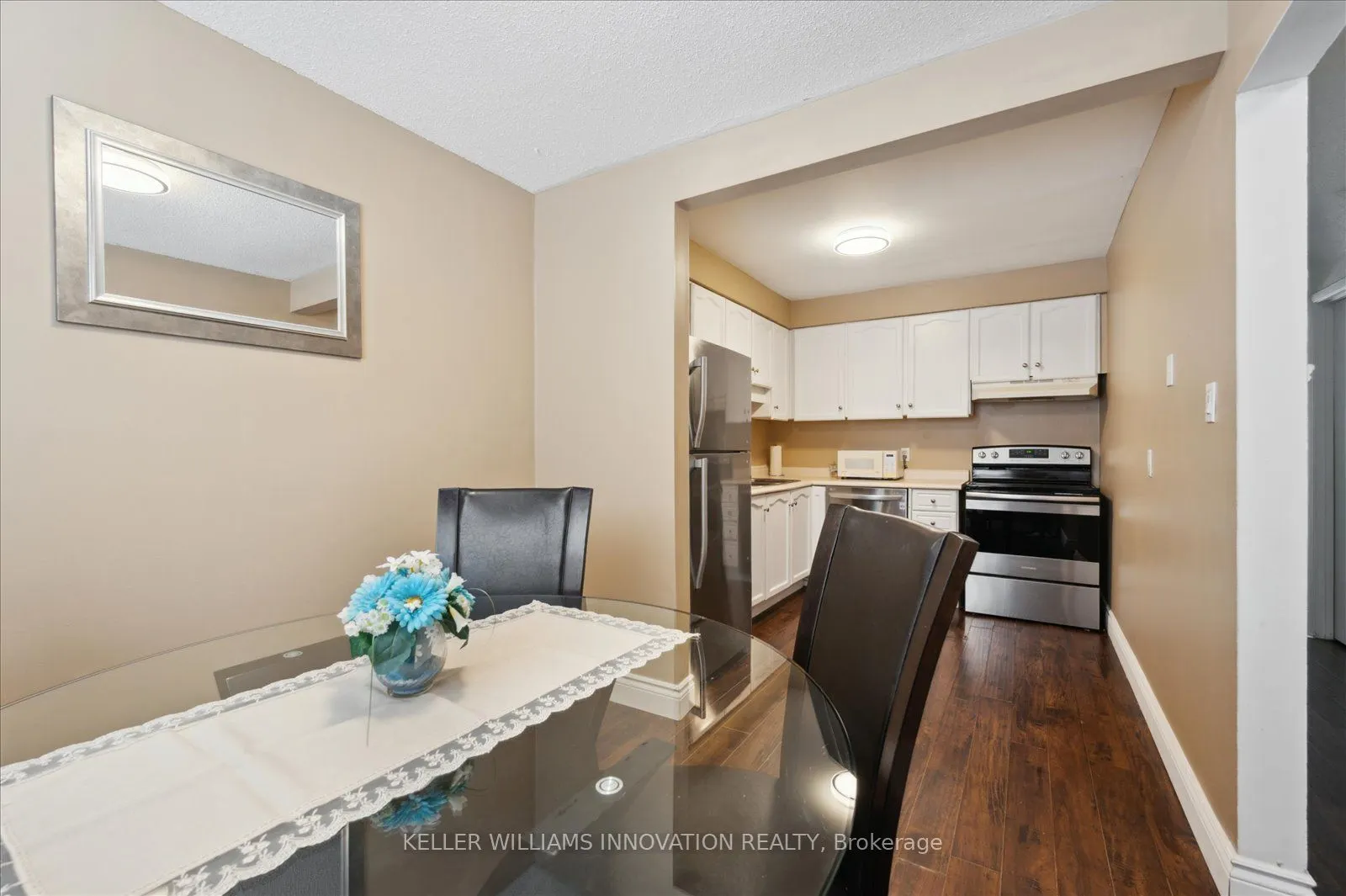 293 Fairway Road N, #33
