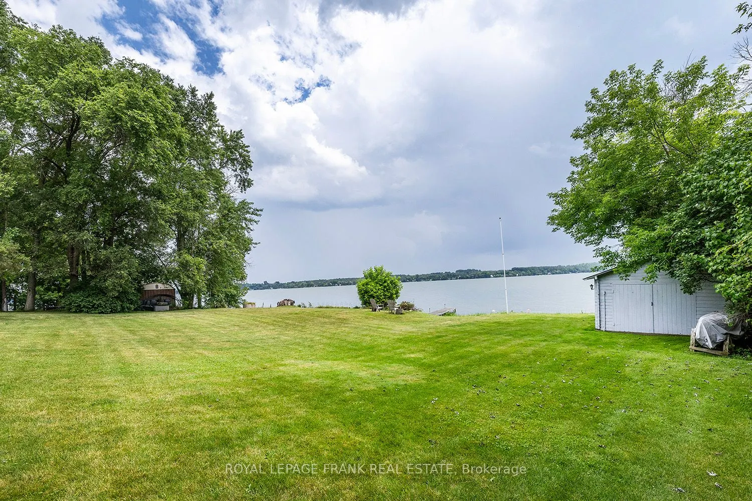 46 LAKEVIEW Boulevard