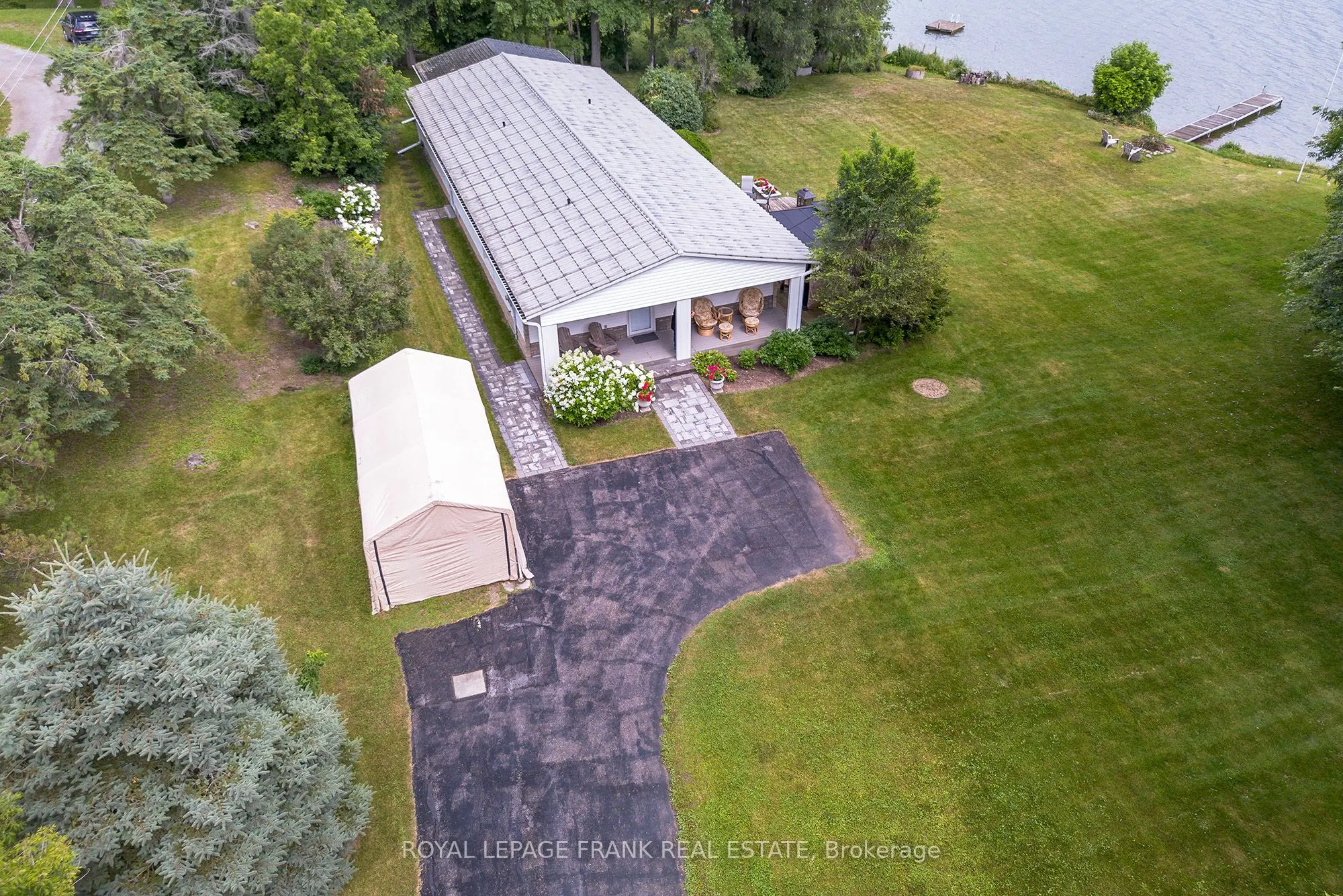 46 LAKEVIEW Boulevard