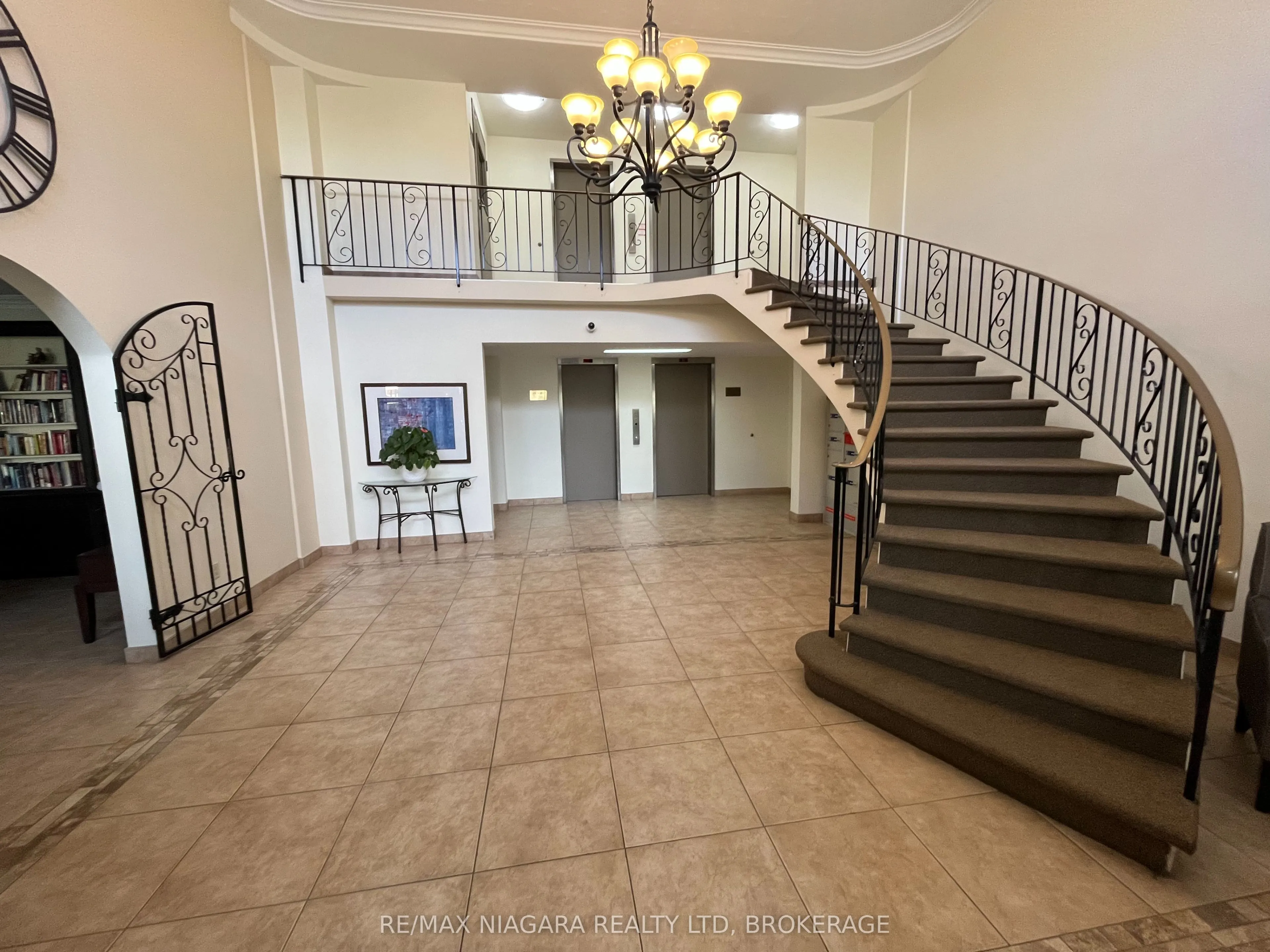365 Geneva Street, #609