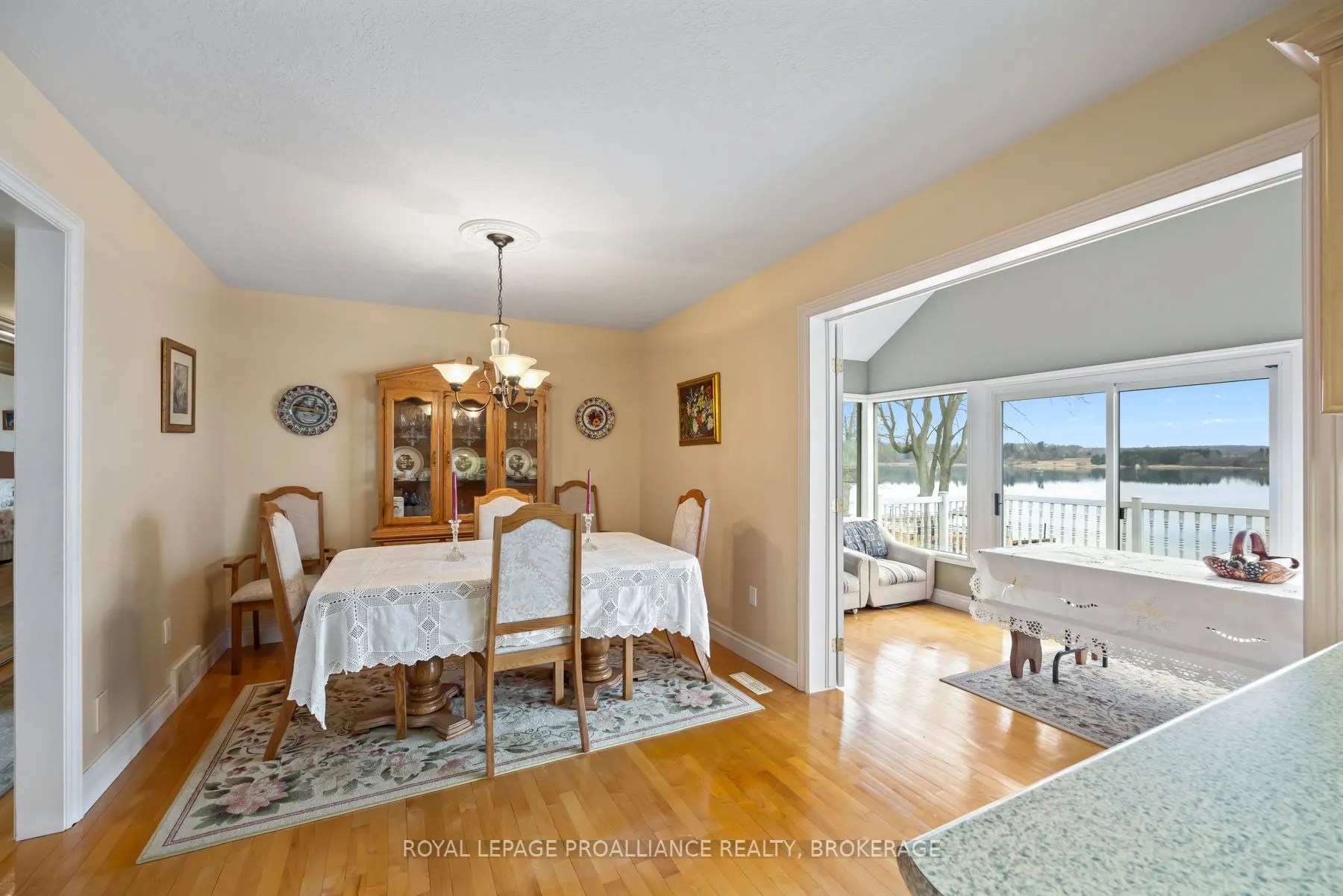 1 LEAVIS SHORES