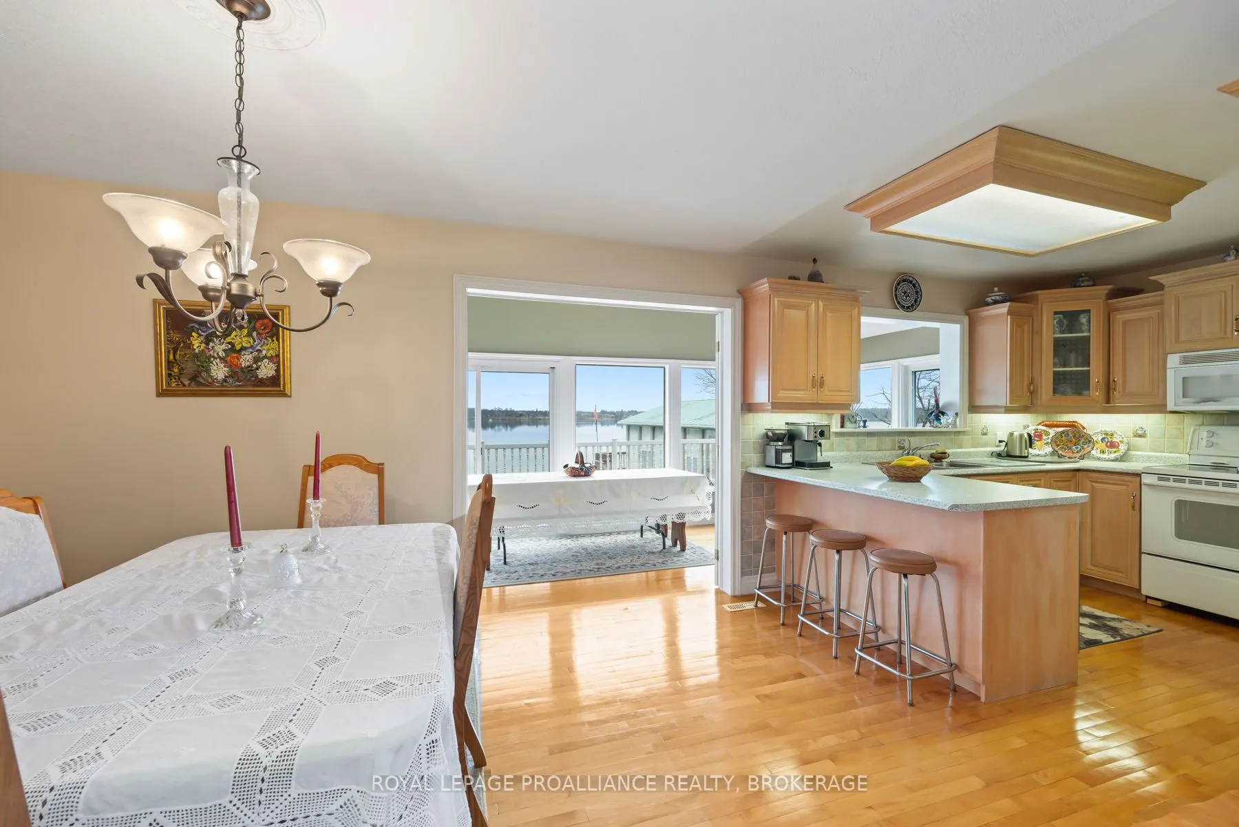 1 LEAVIS SHORES