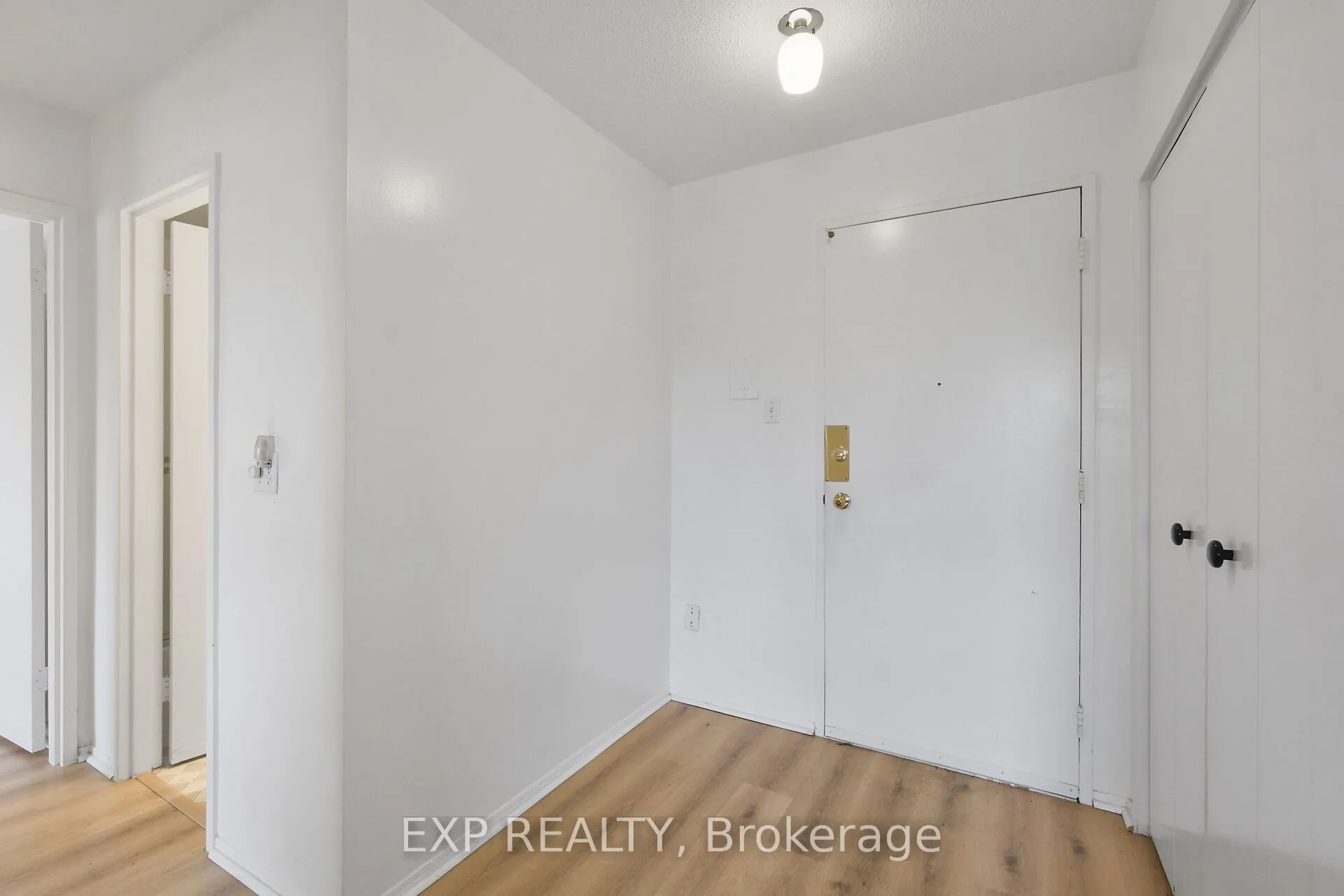 2041 Arrowsmith Drive, #305B