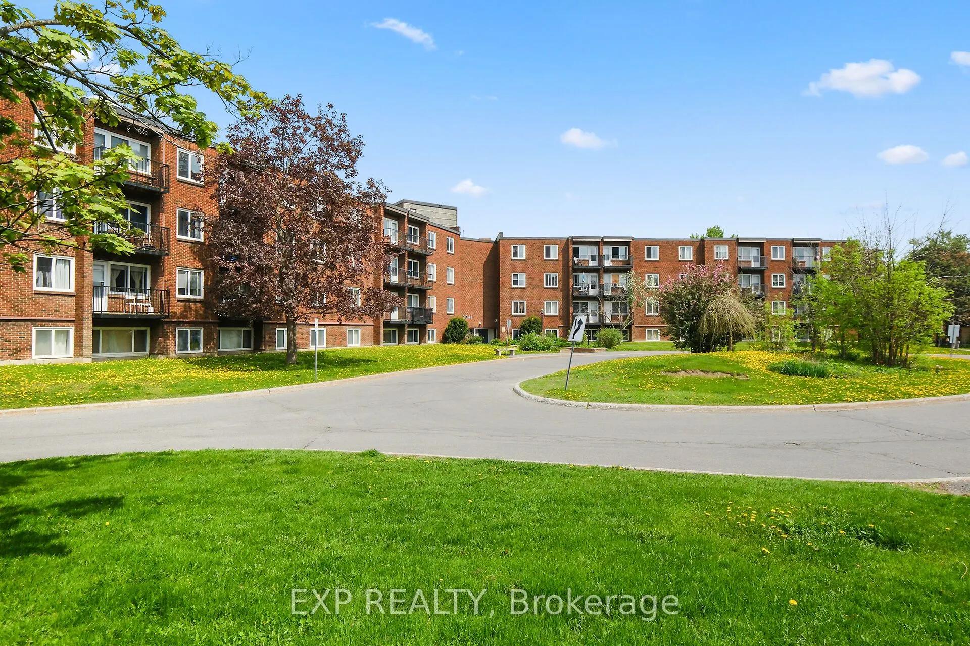 2041 Arrowsmith Drive, #305B