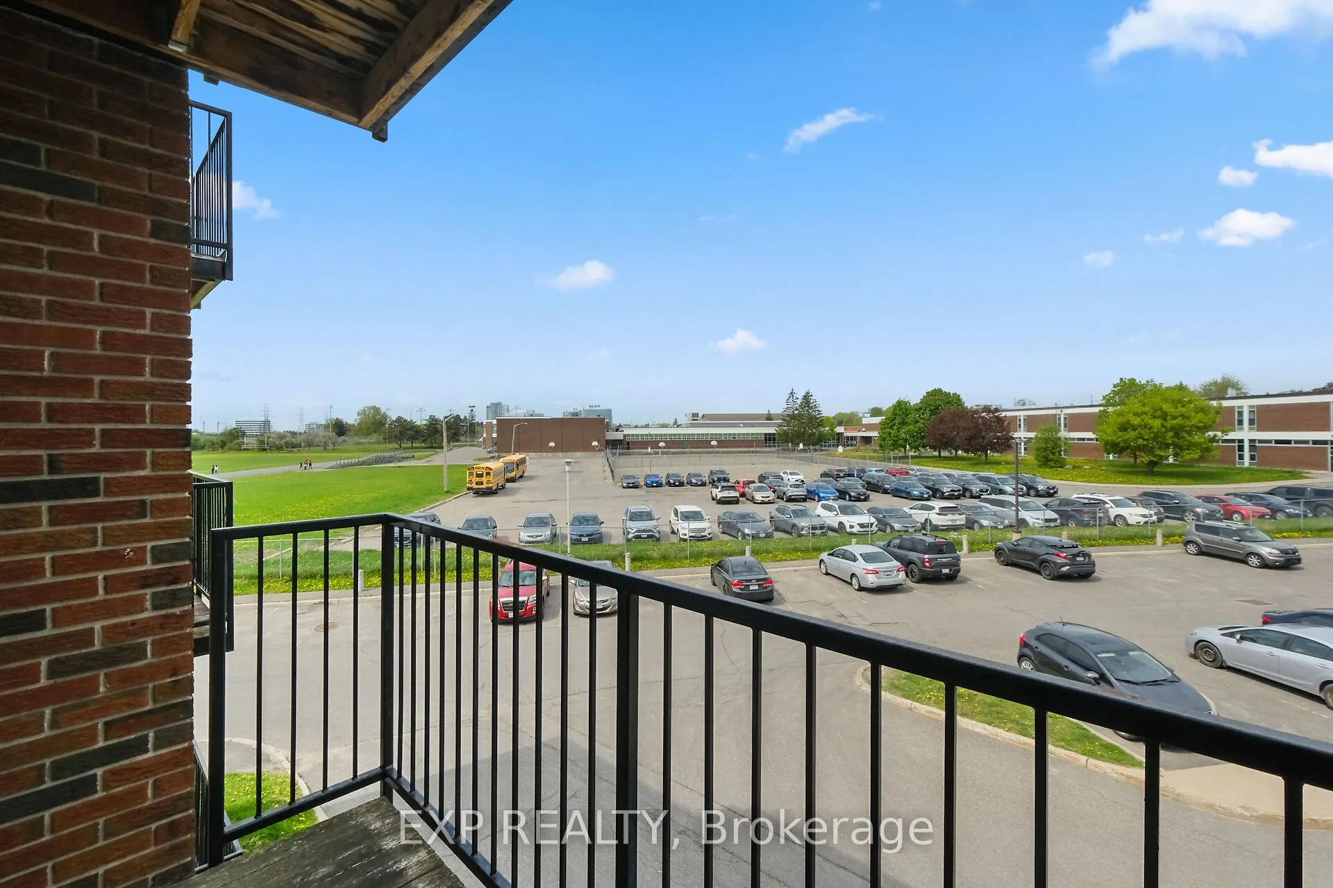 2041 Arrowsmith Drive, #305B