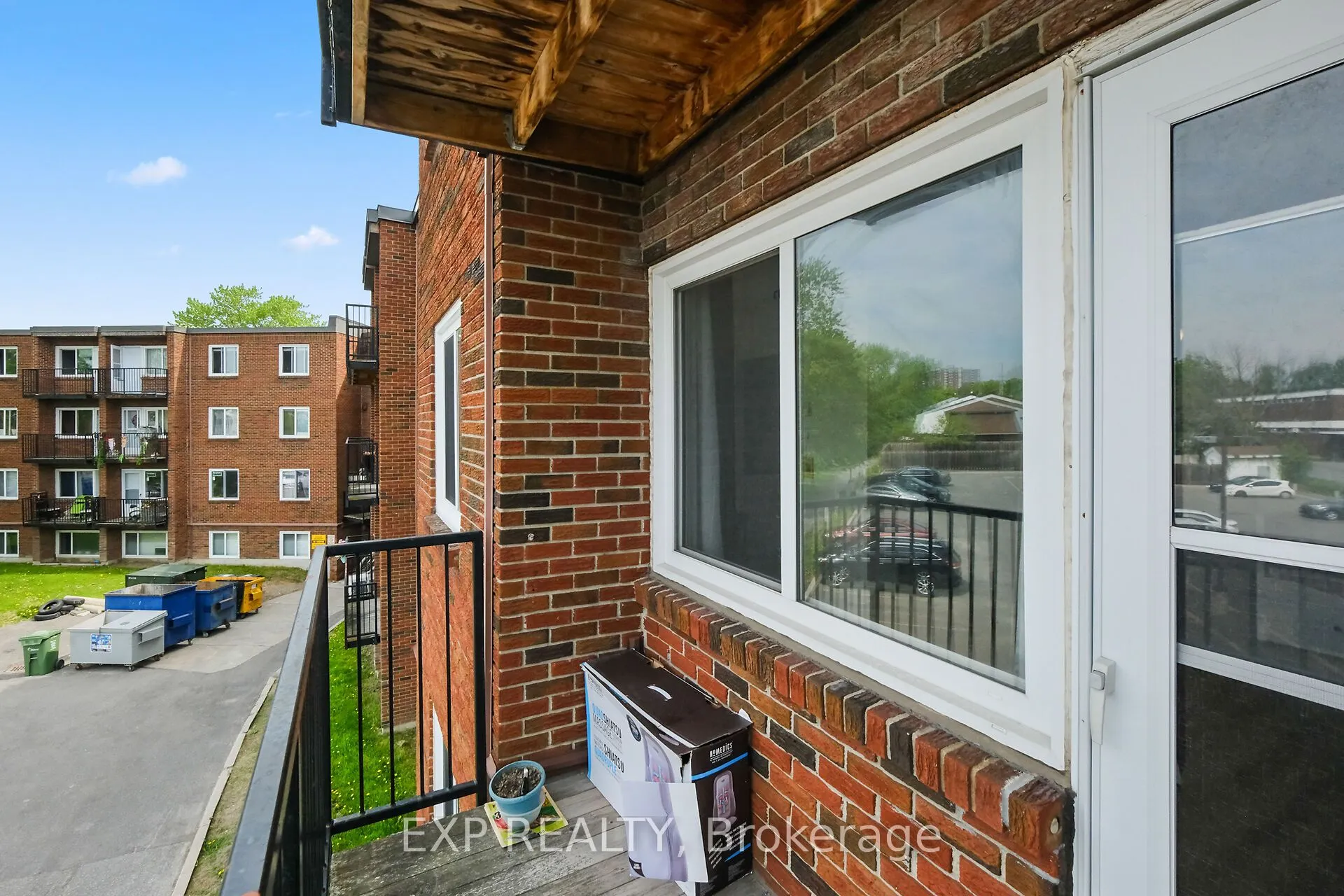 2041 Arrowsmith Drive, #305B