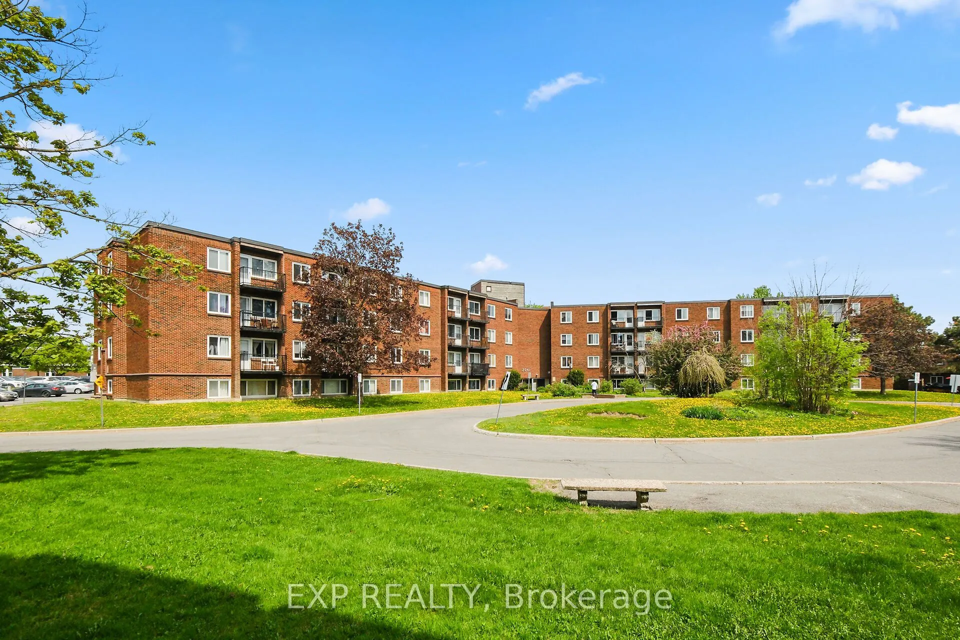 2041 Arrowsmith Drive, #305B