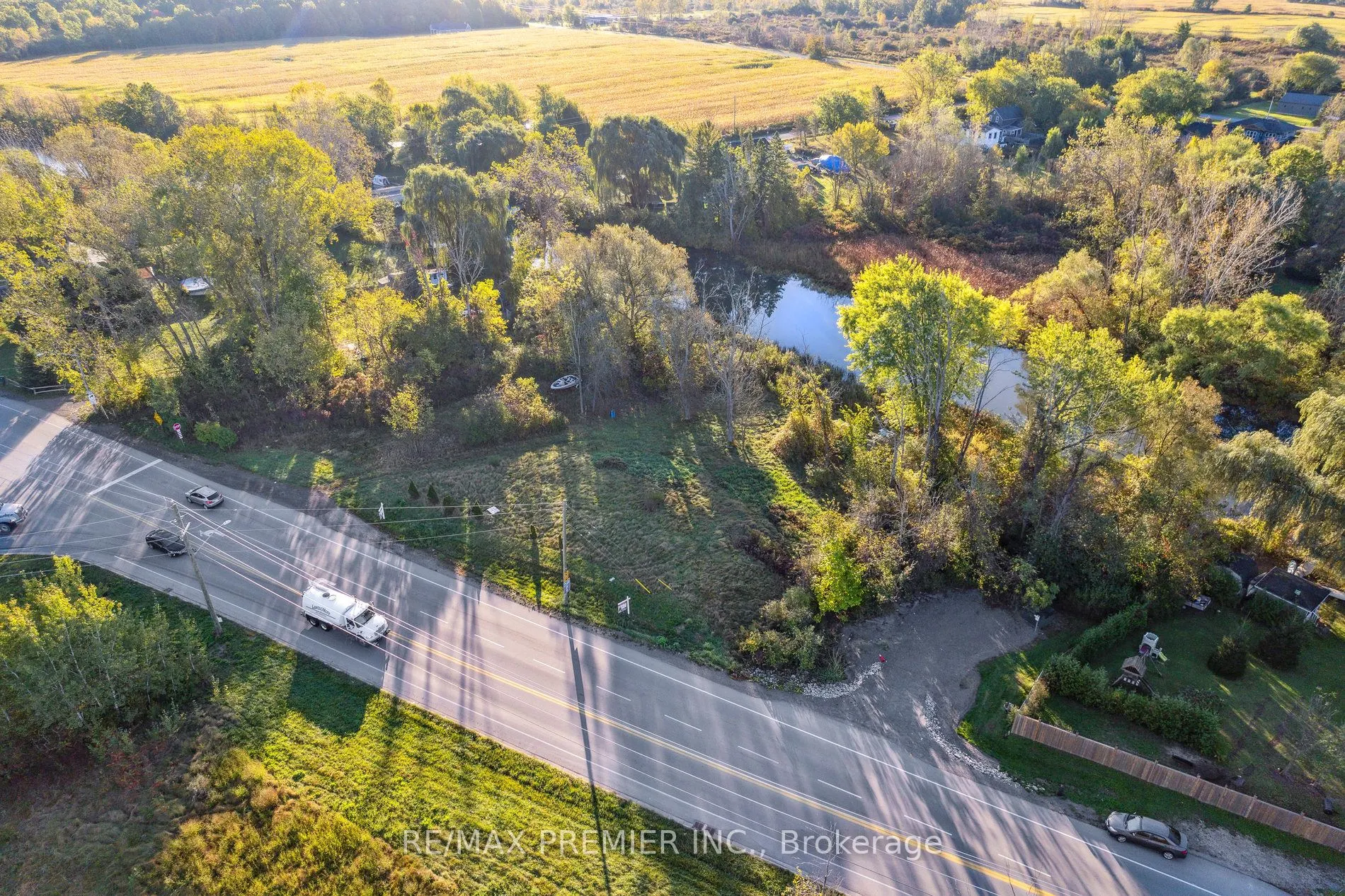 294 Lyon's Creek Road